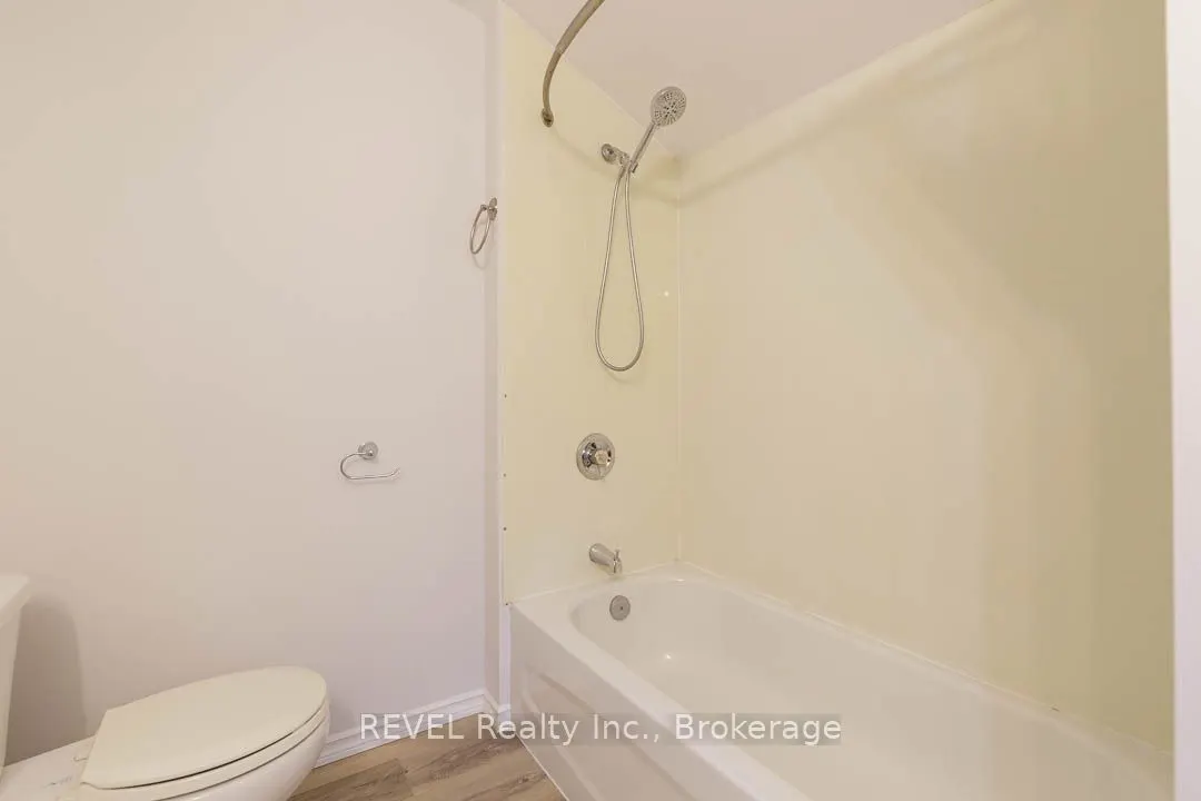 389 Glendale Avenue