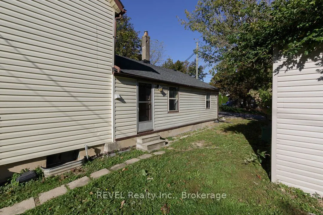 389 Glendale Avenue