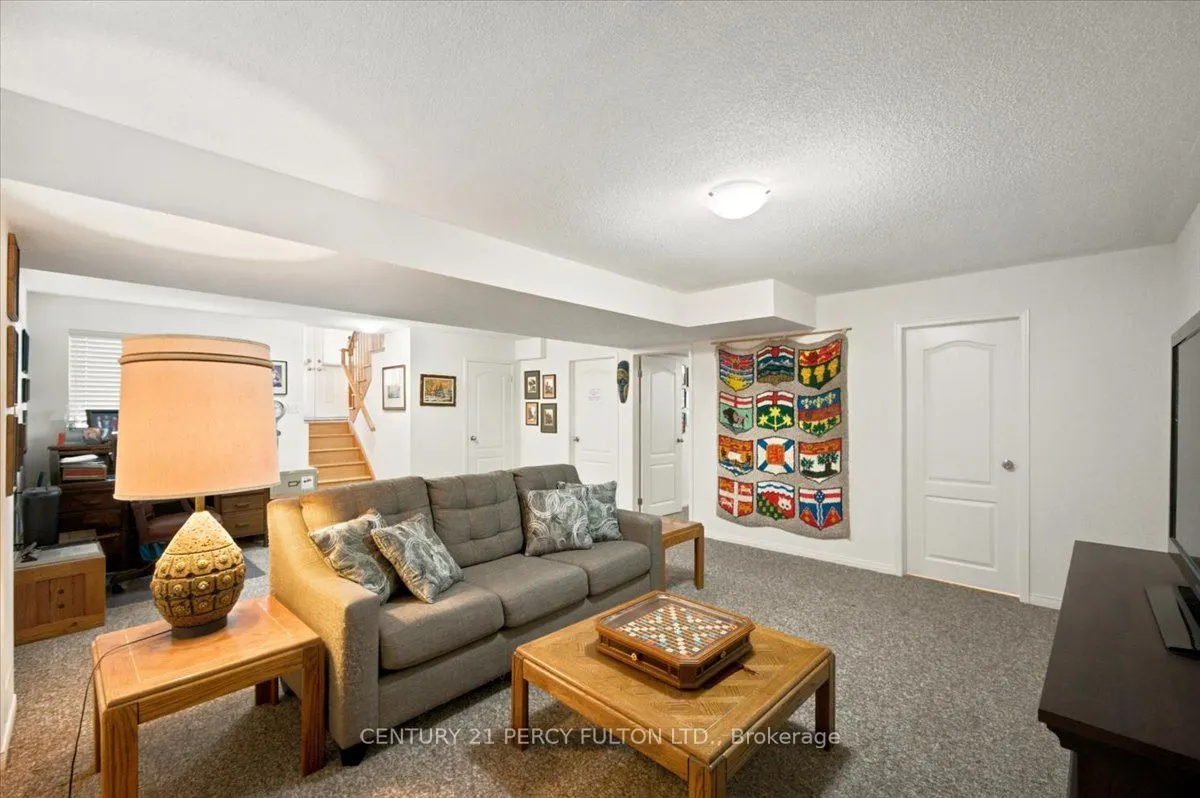 111 White Drive