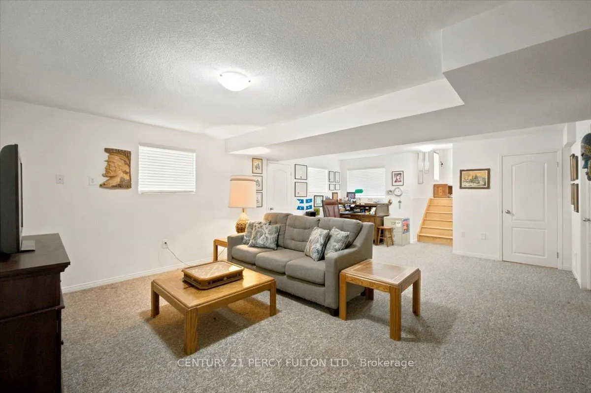 111 White Drive