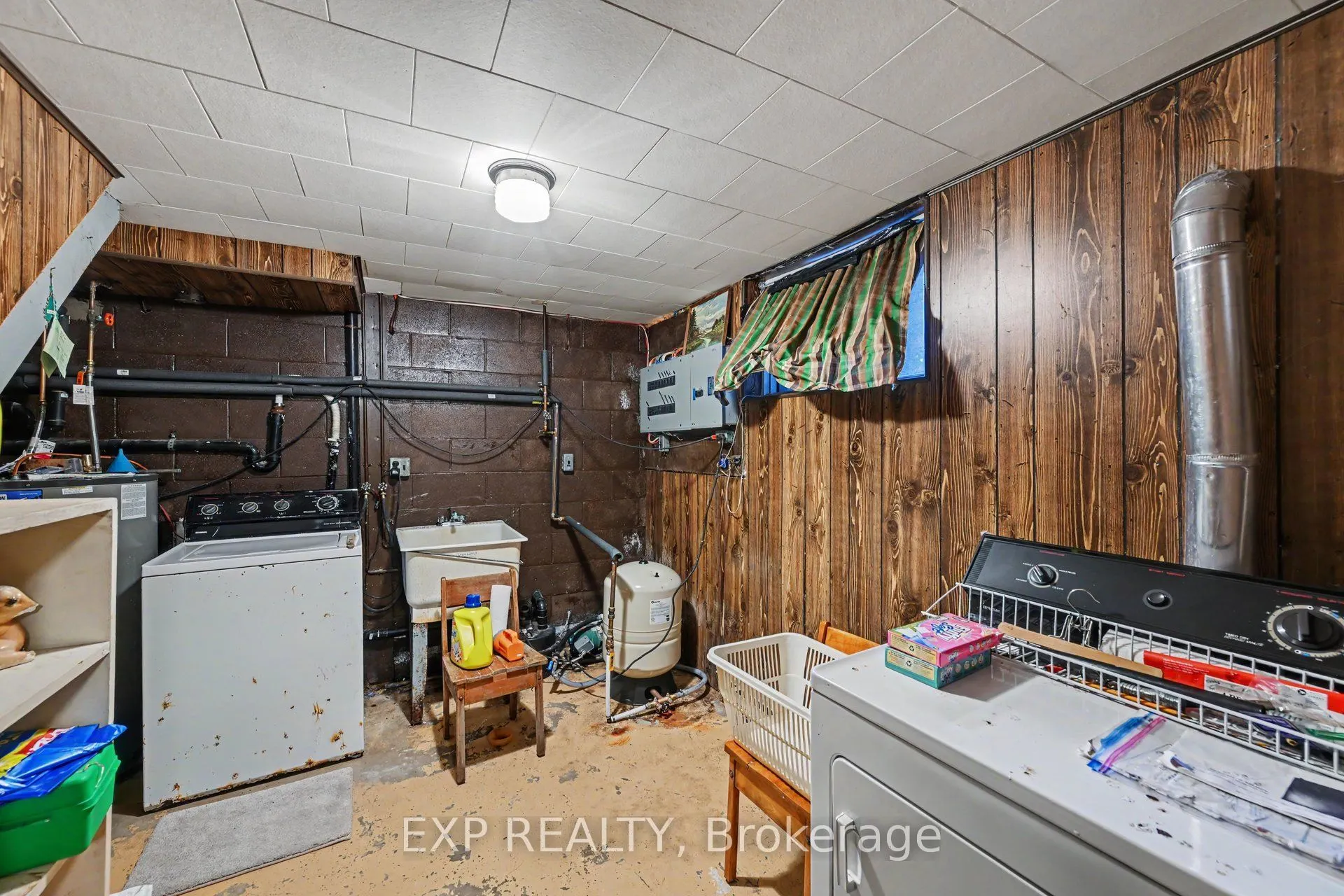 233 Clayton Road