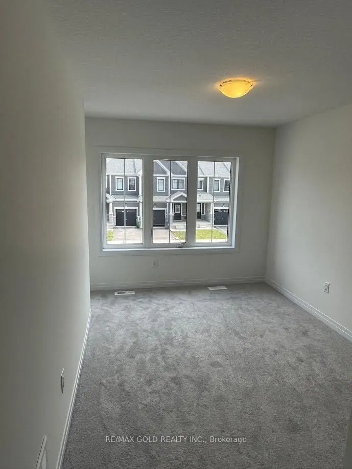 19 Lemon Avenue