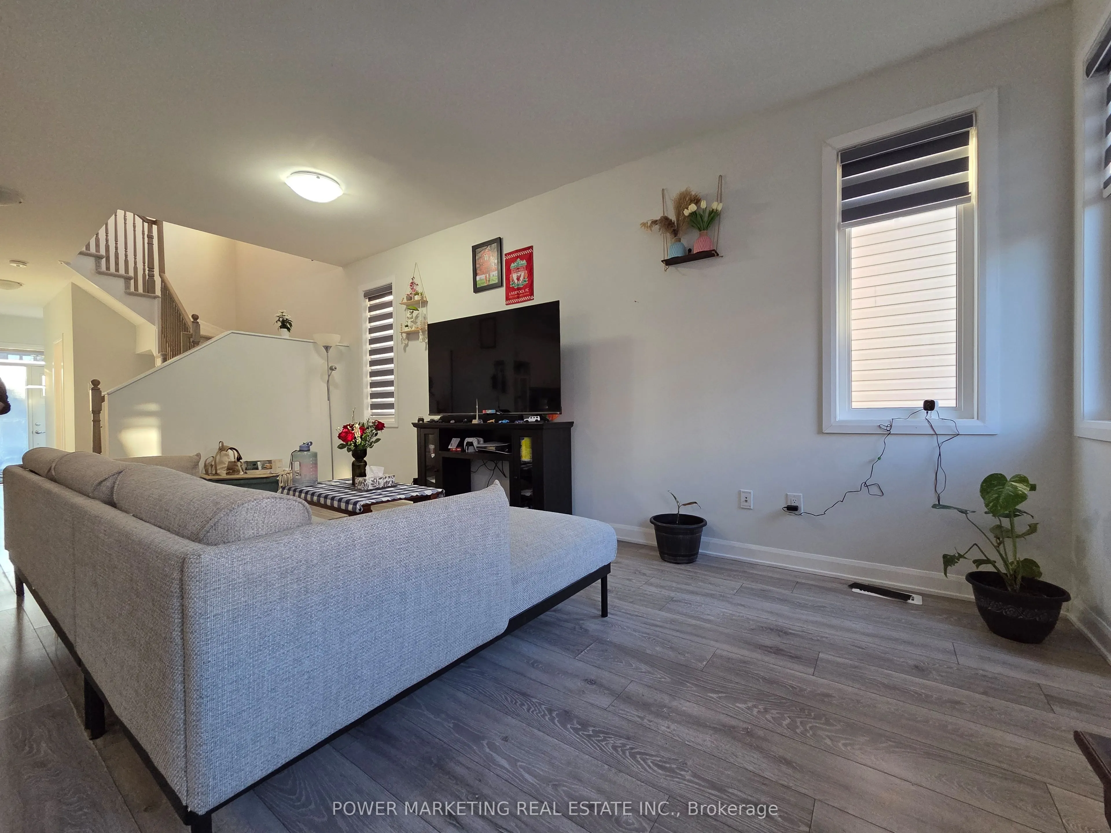 571 Lilith Street