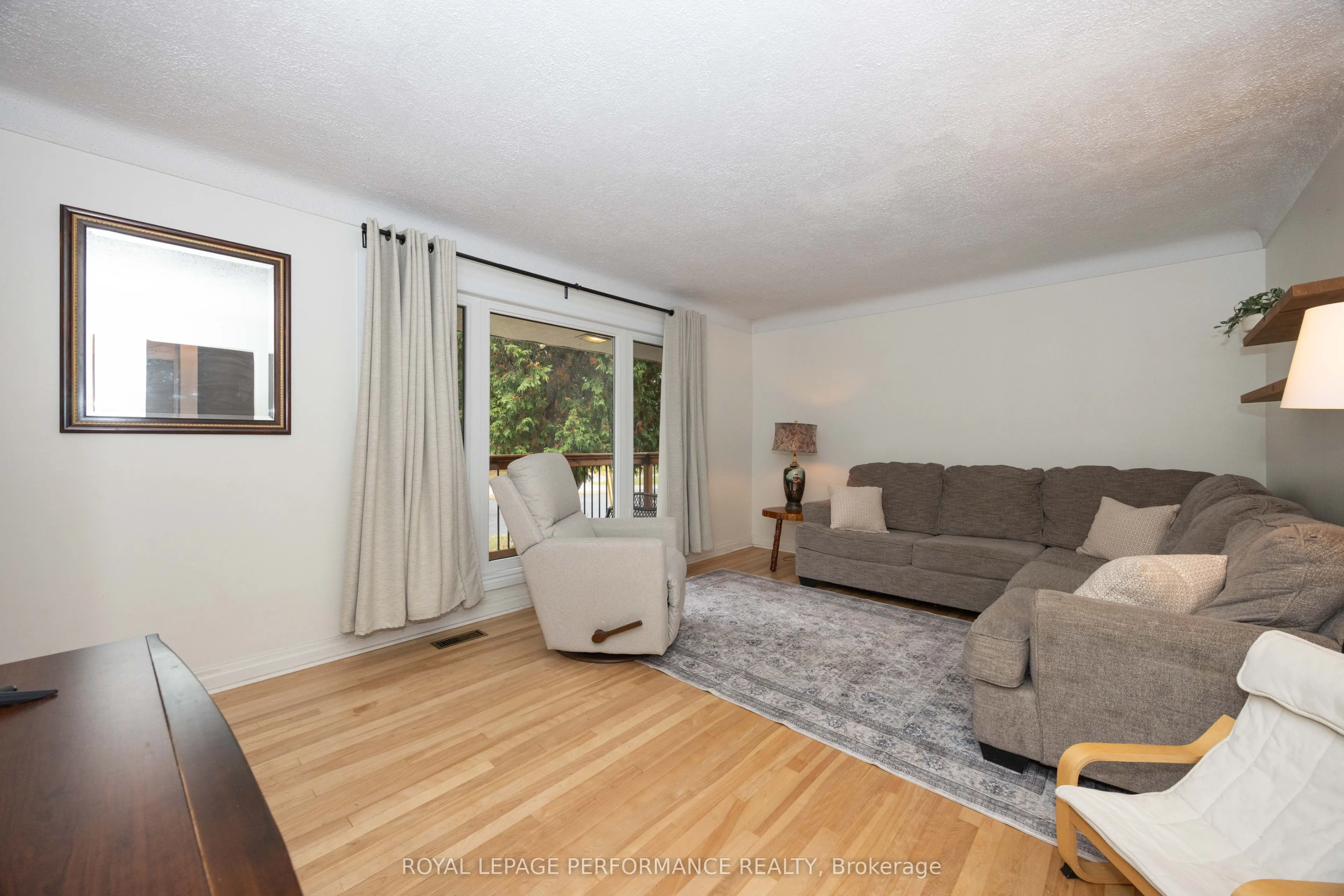 340 St-Denis Street