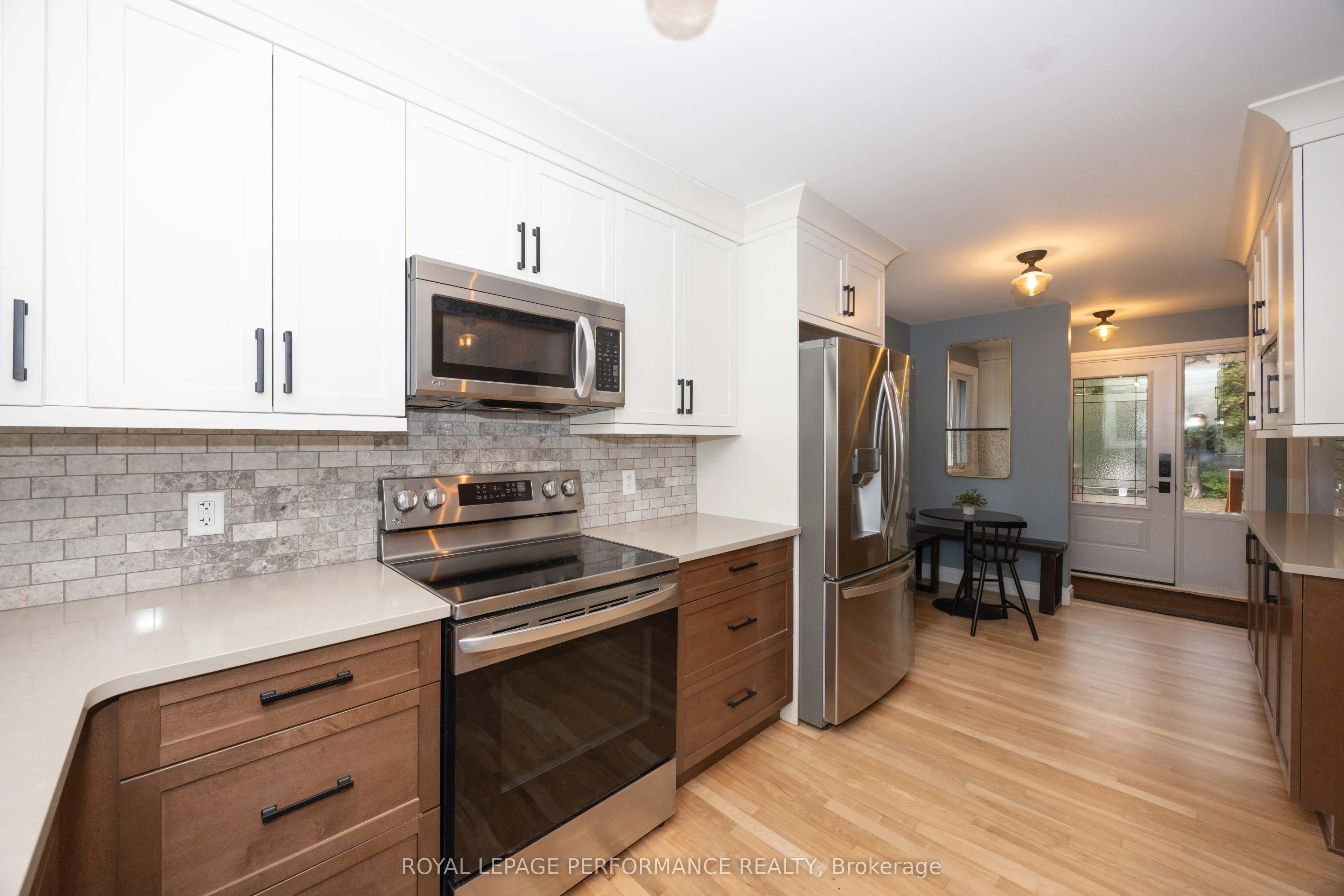 340 St-Denis Street