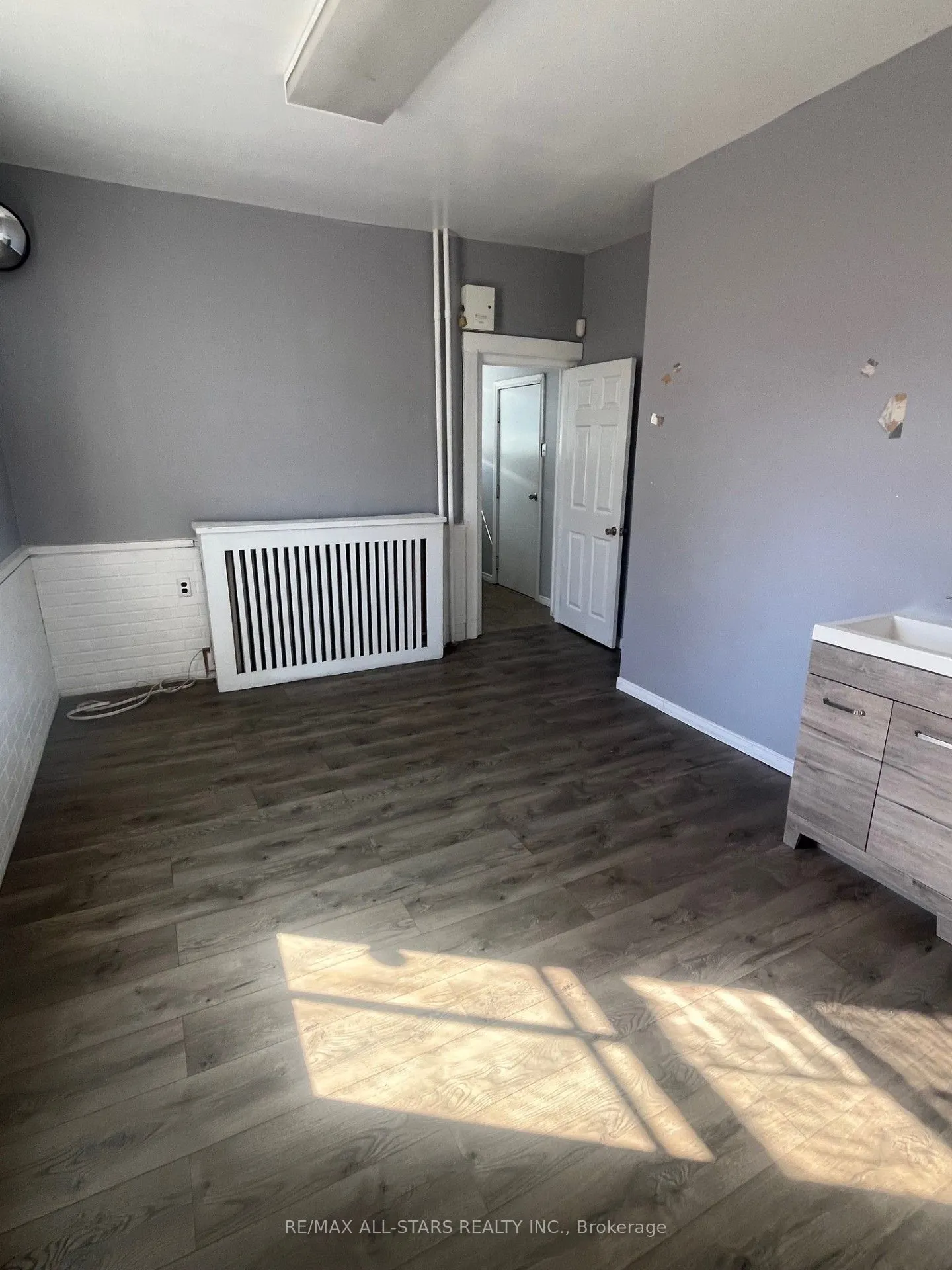 57 William Street N #Unit 1