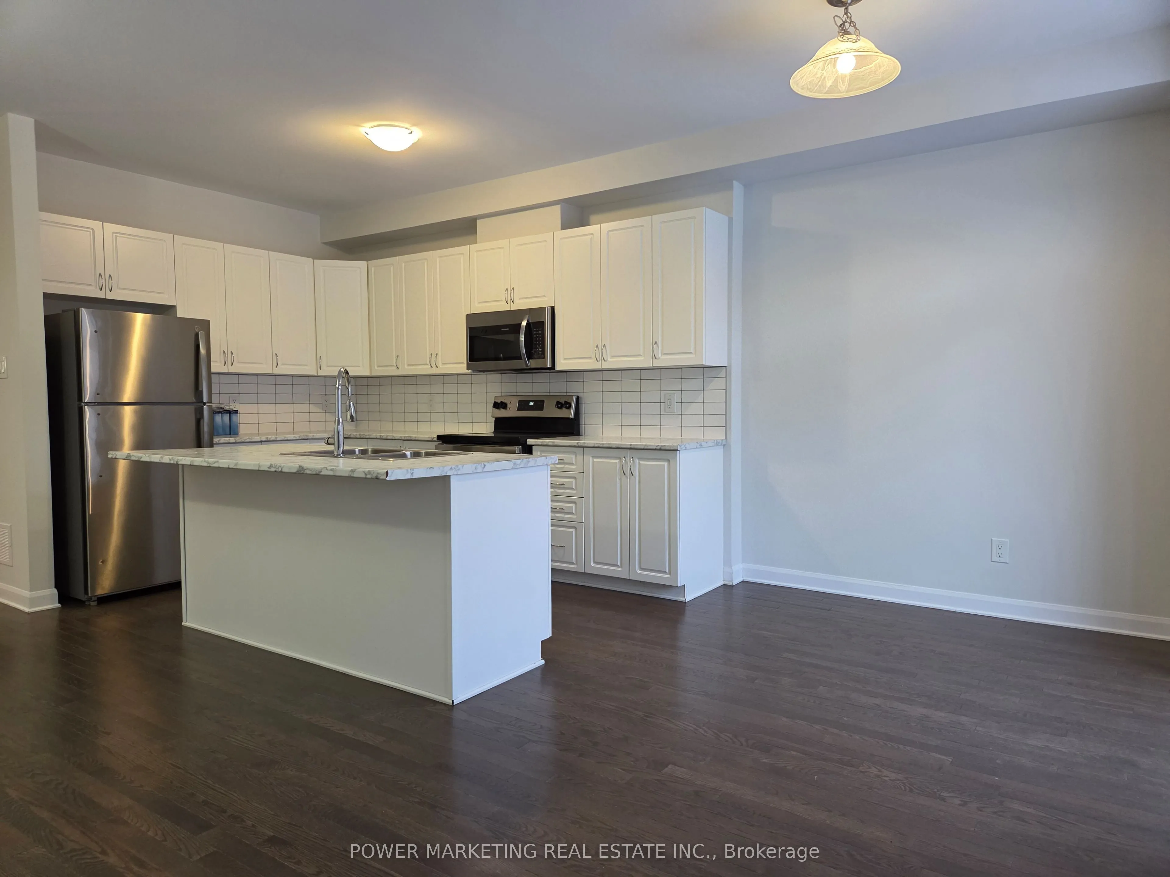 105 Natare Place