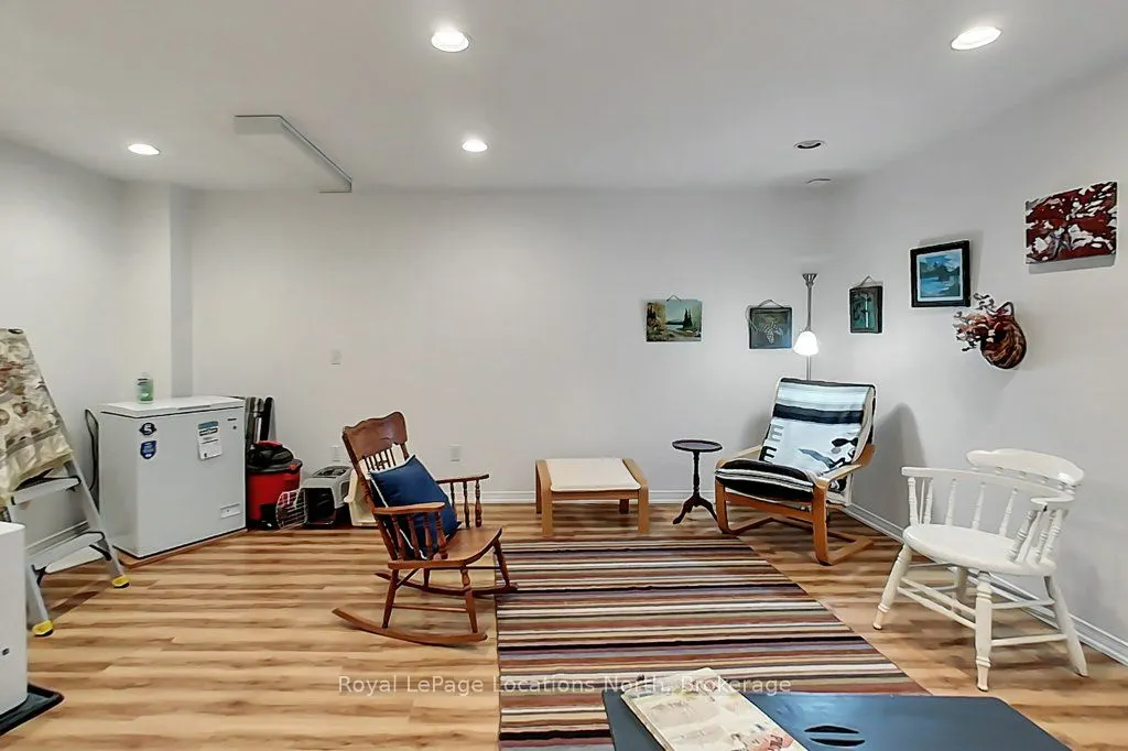 83 Victoria Street #2