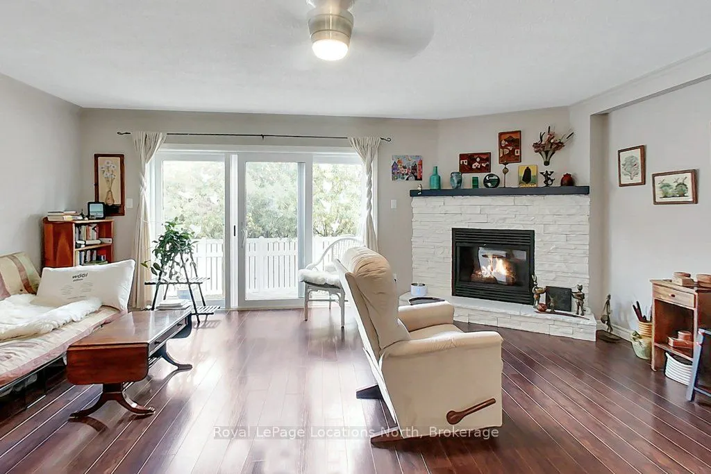 83 Victoria Street #2