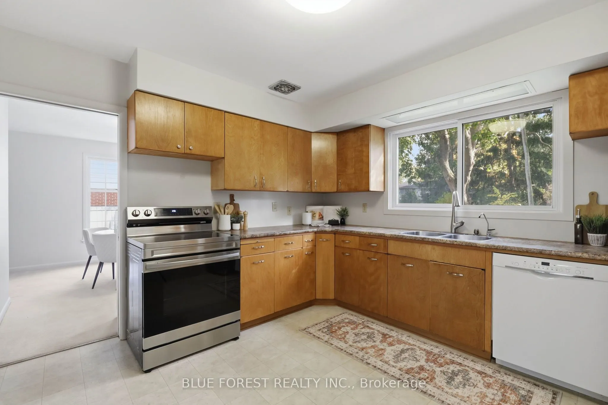 465 Averill Crescent
