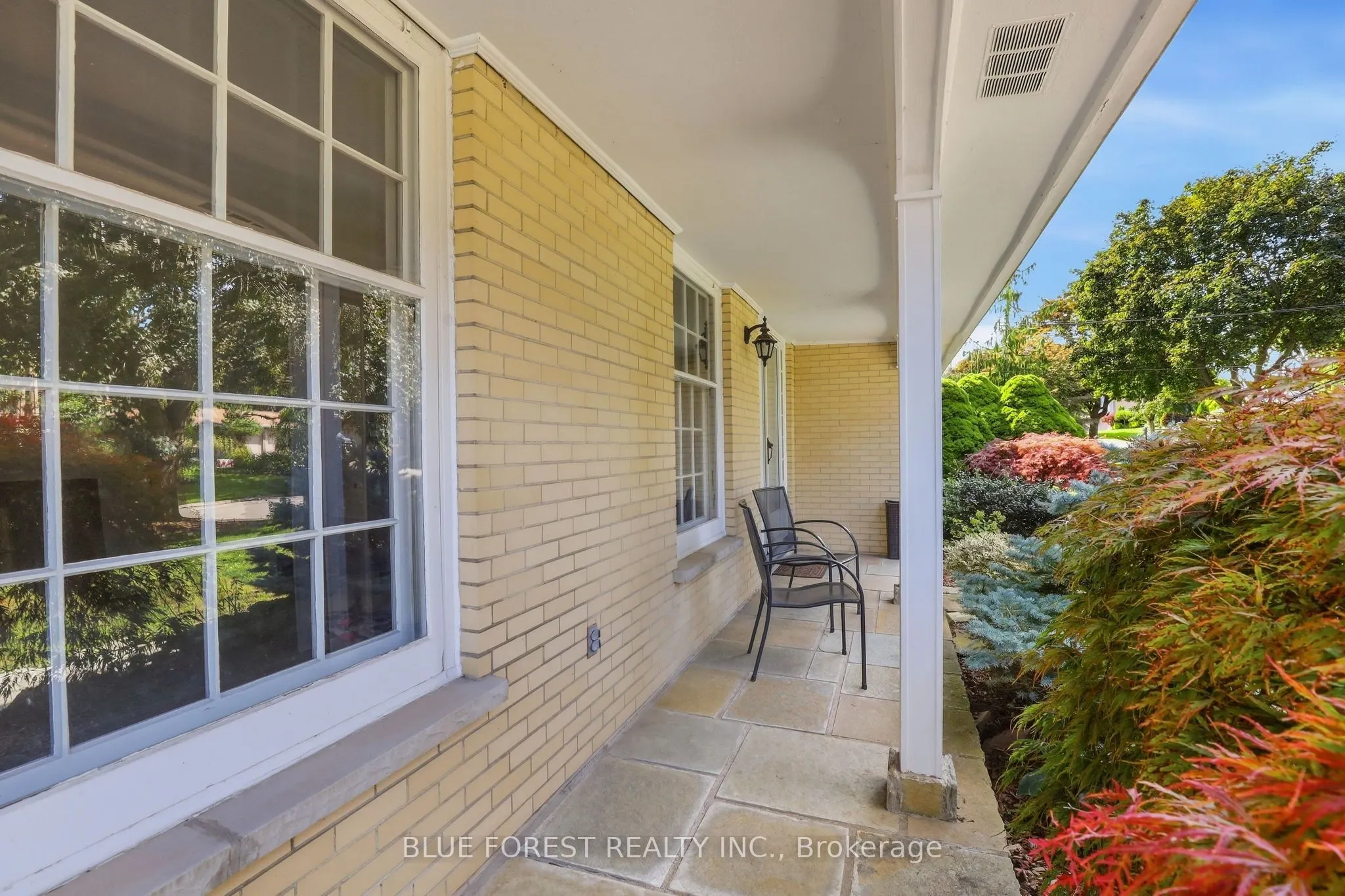 465 Averill Crescent
