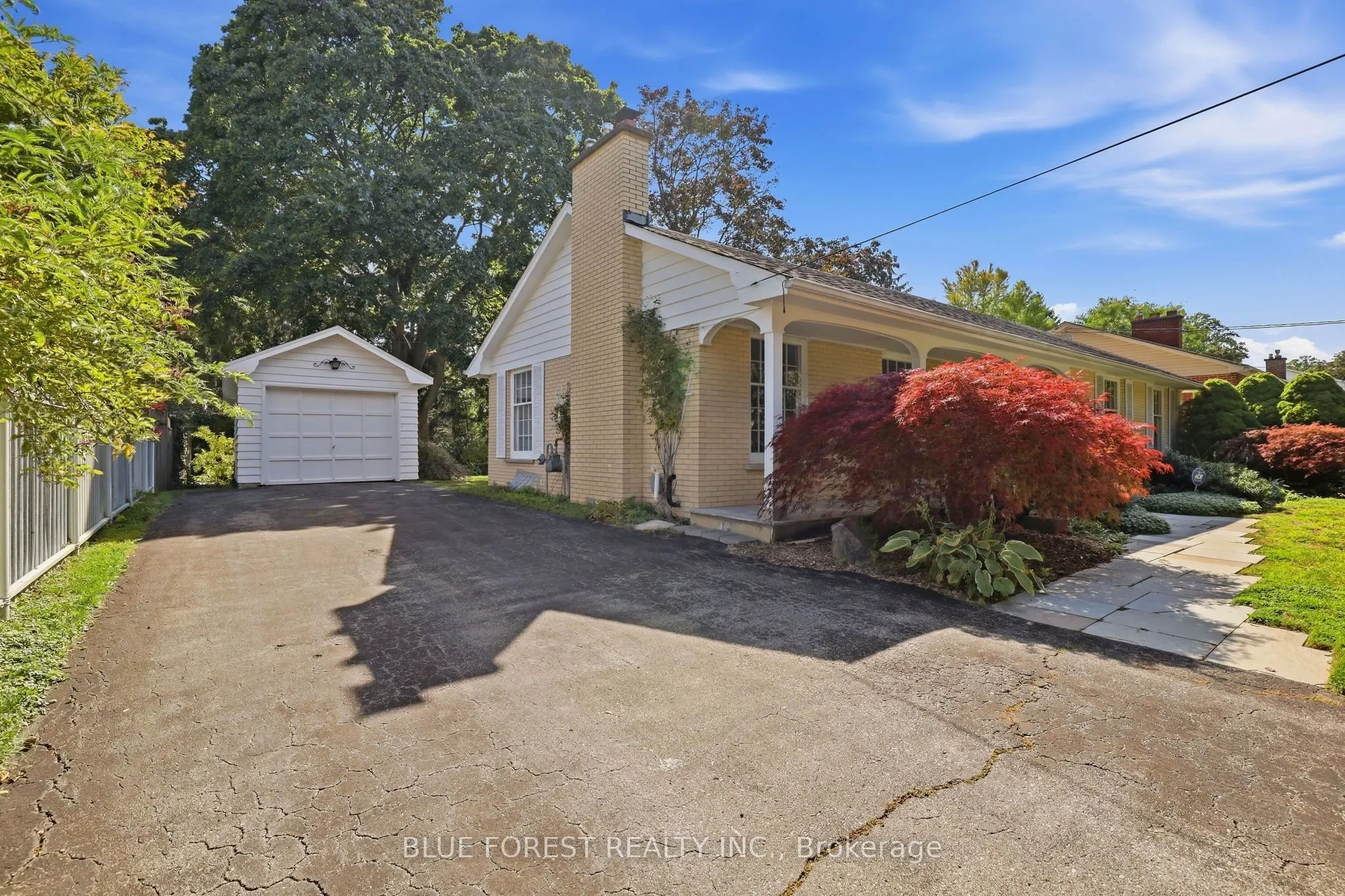 465 Averill Crescent