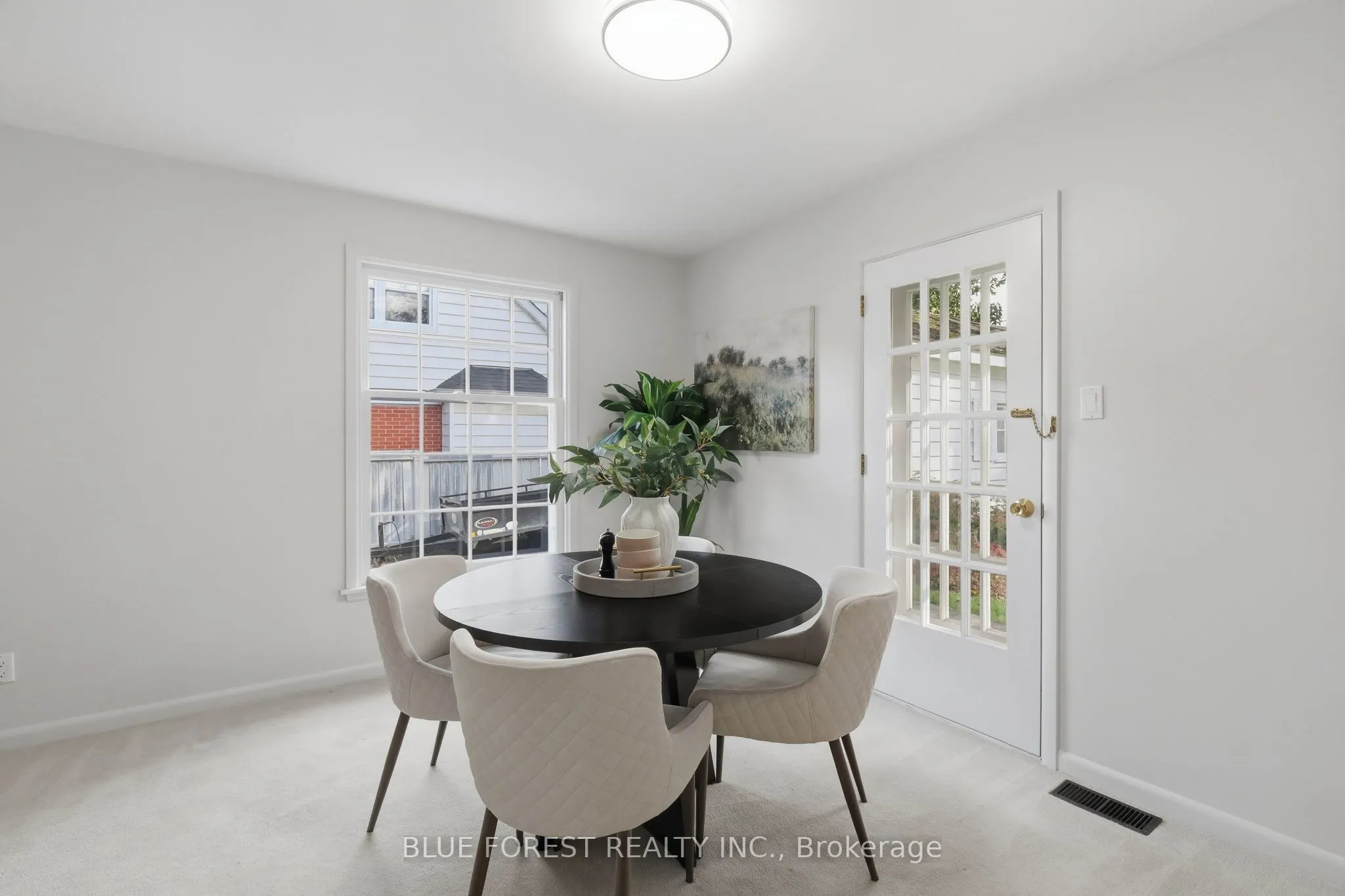 465 Averill Crescent