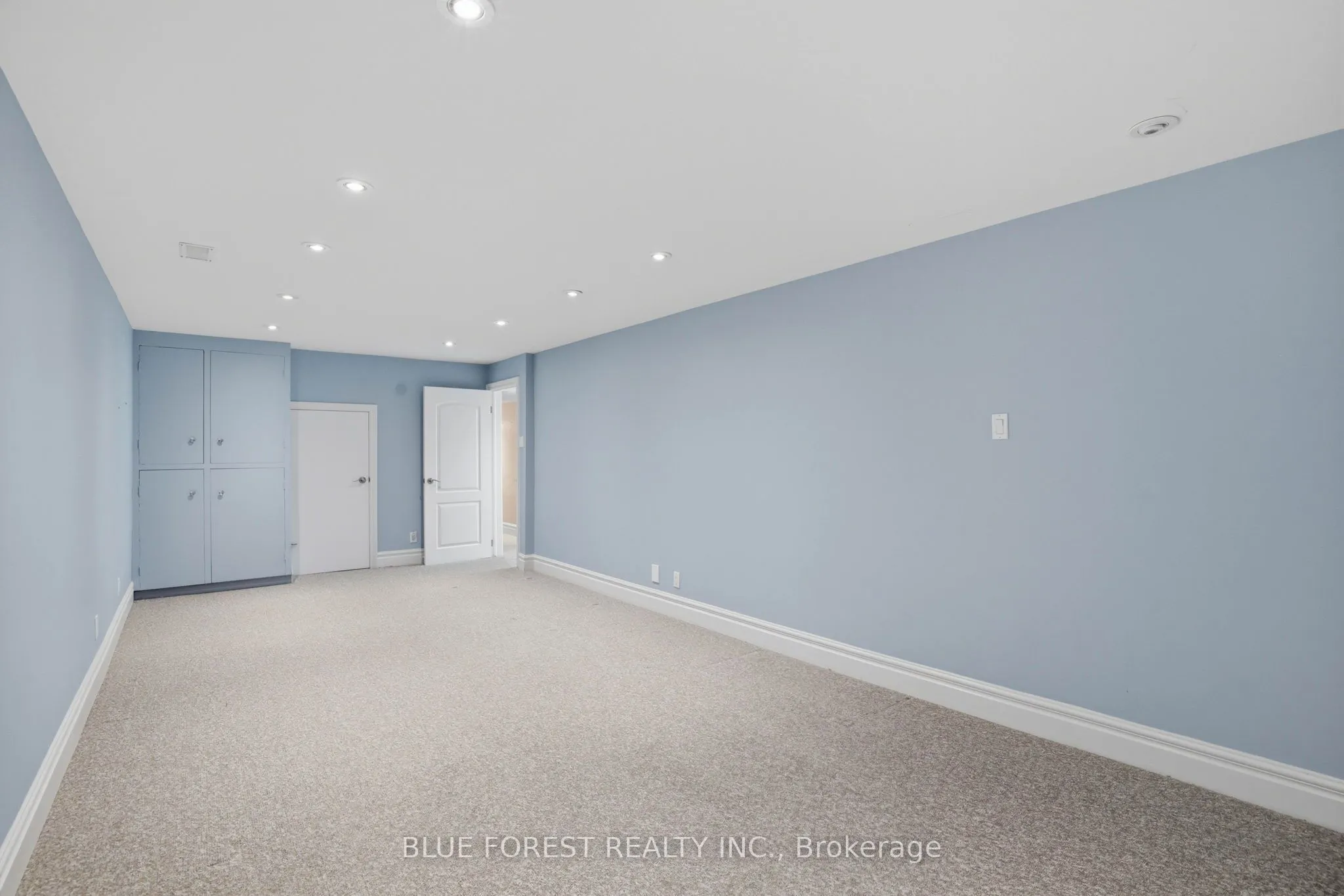 465 Averill Crescent