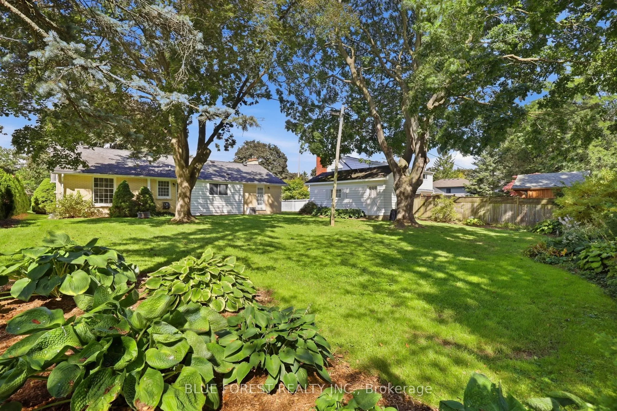 465 Averill Crescent