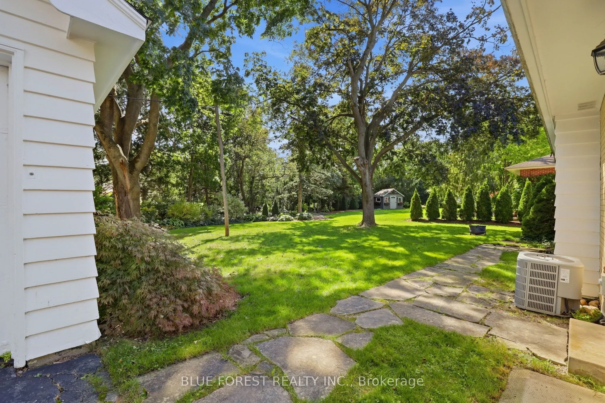 465 Averill Crescent