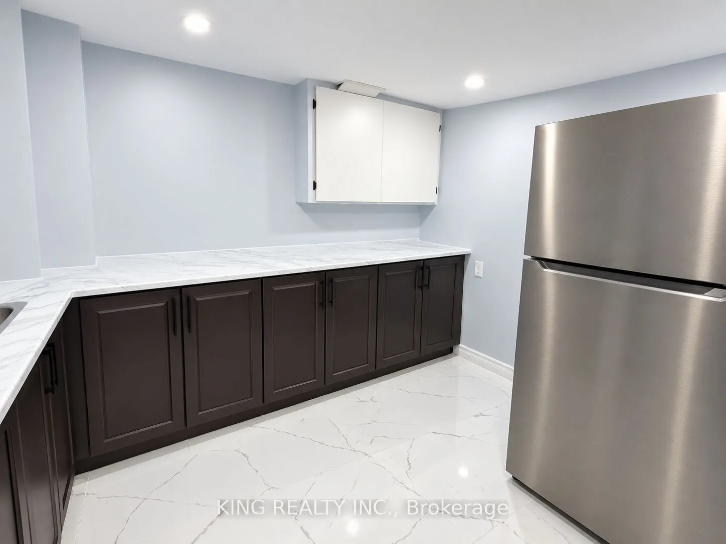 6 Genevive Crescent
