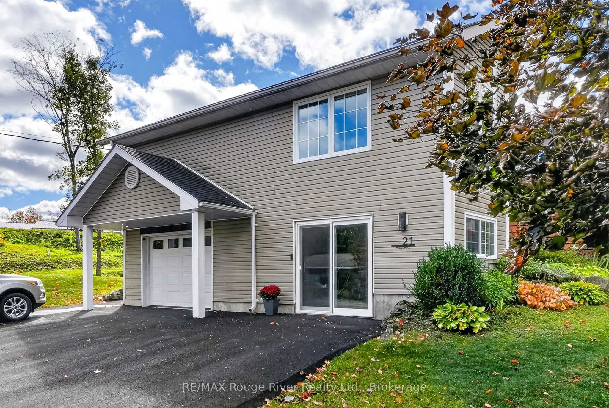 21 Fox Lane