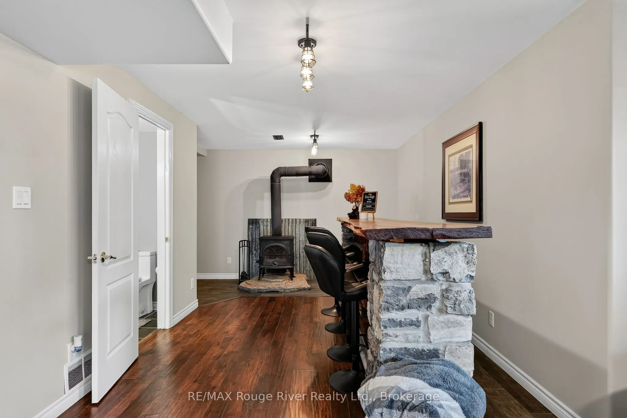 21 Fox Lane