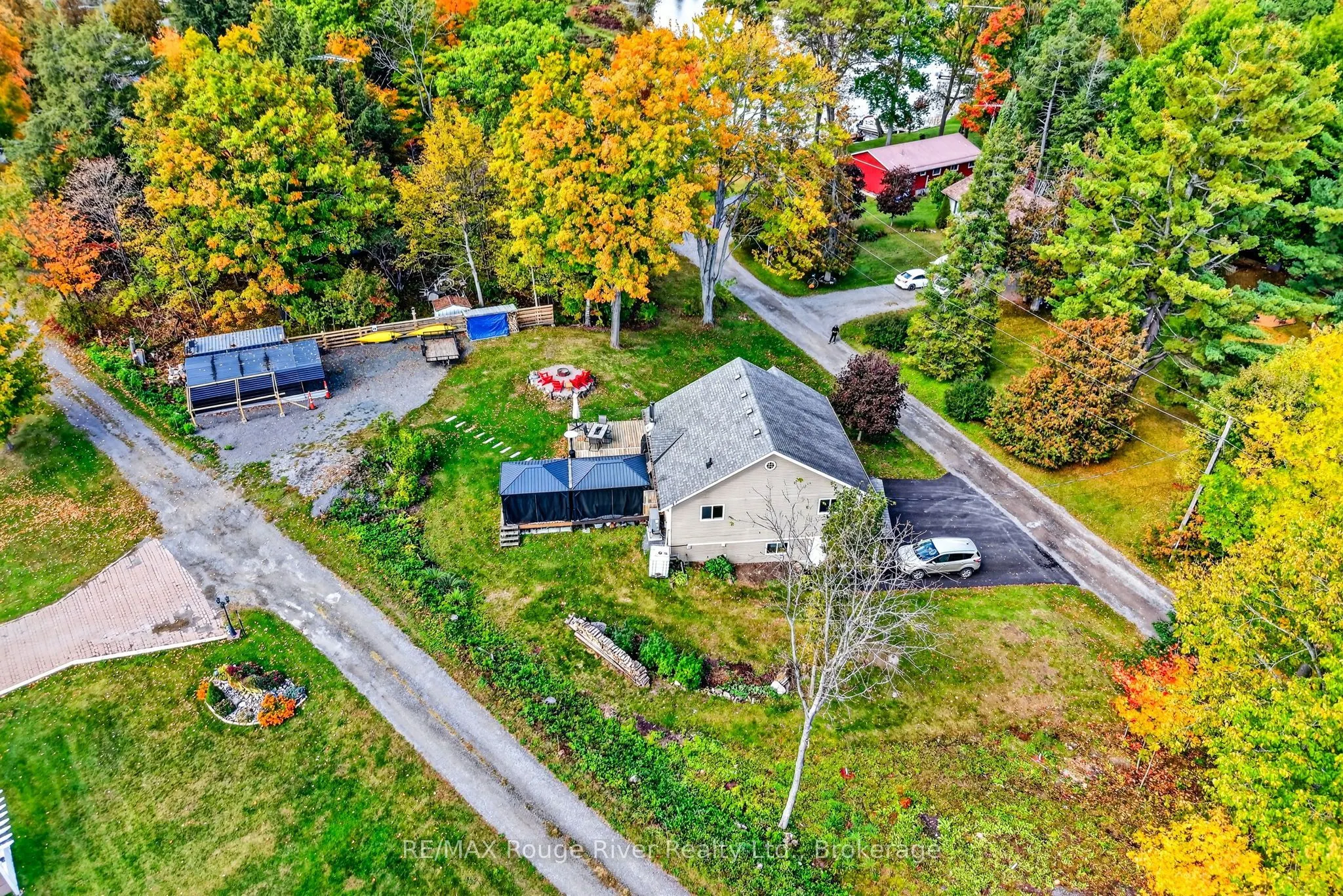 21 Fox Lane