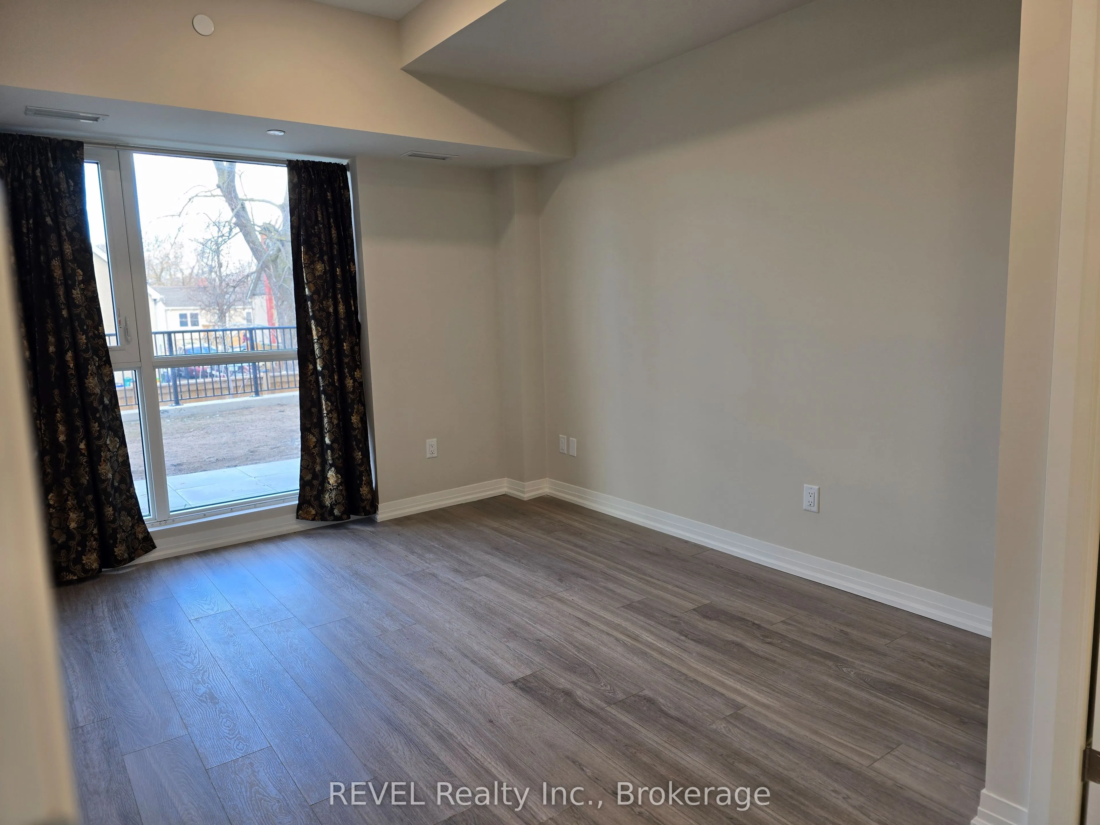 50 Herrick Avenue #140