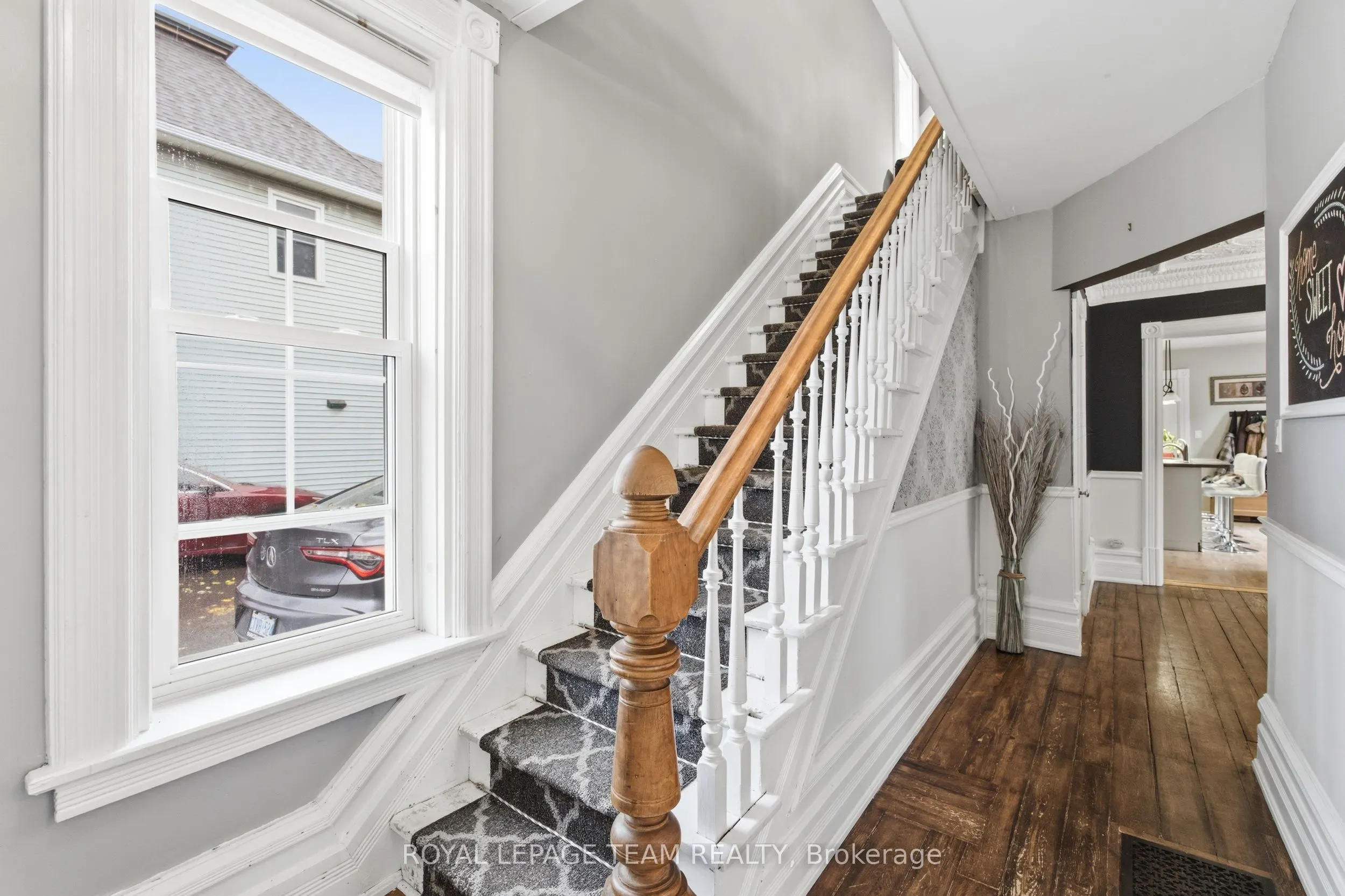 224 Reuben Crescent