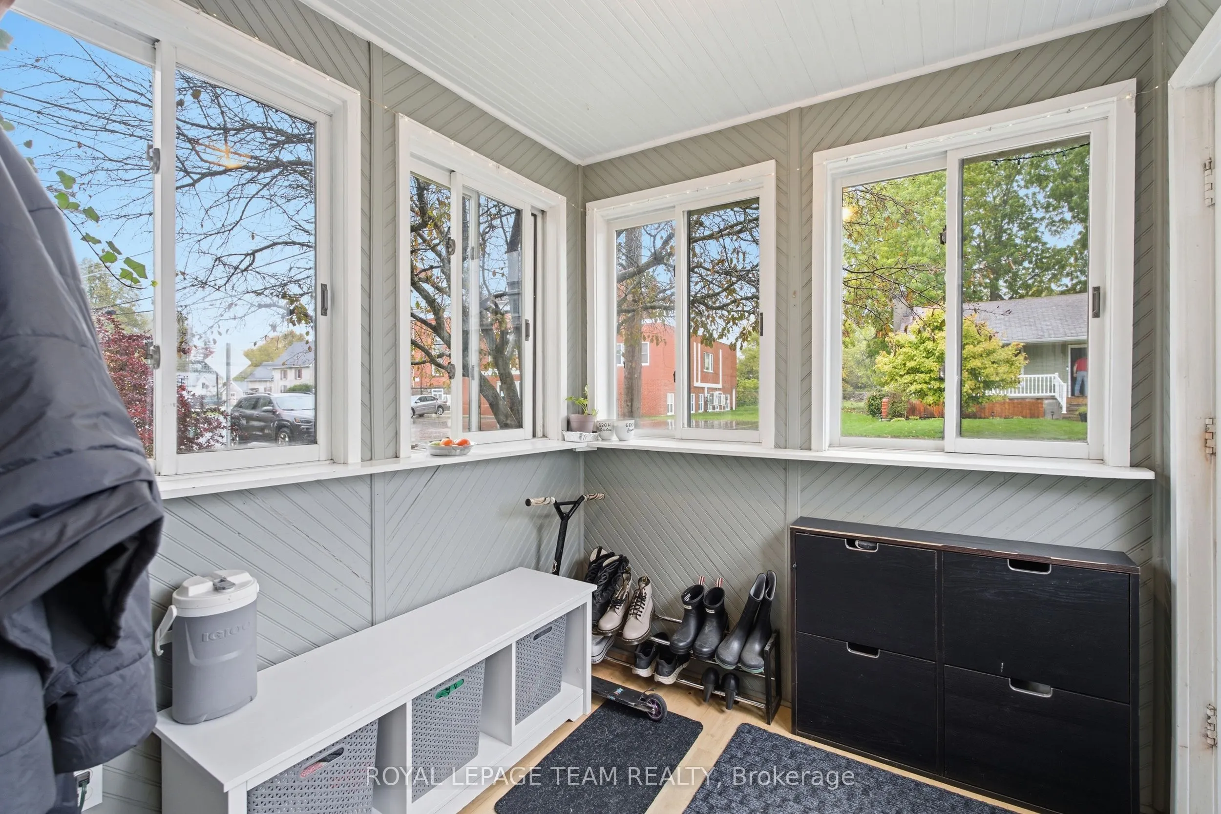 224 Reuben Crescent