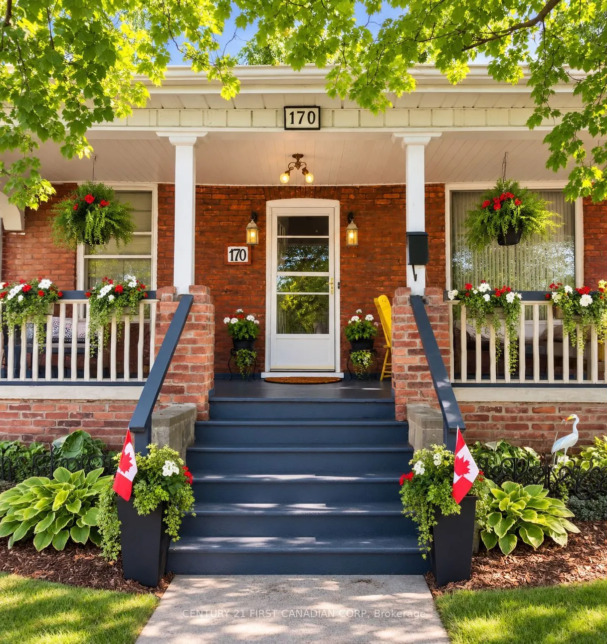 170 Wellington Street E