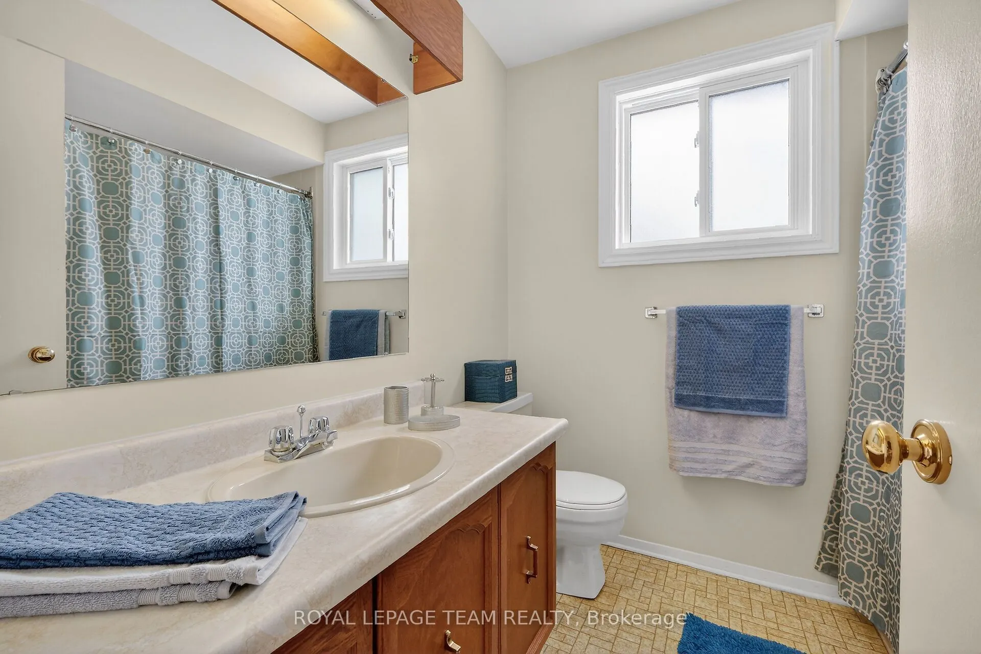 97 Huntsman Crescent