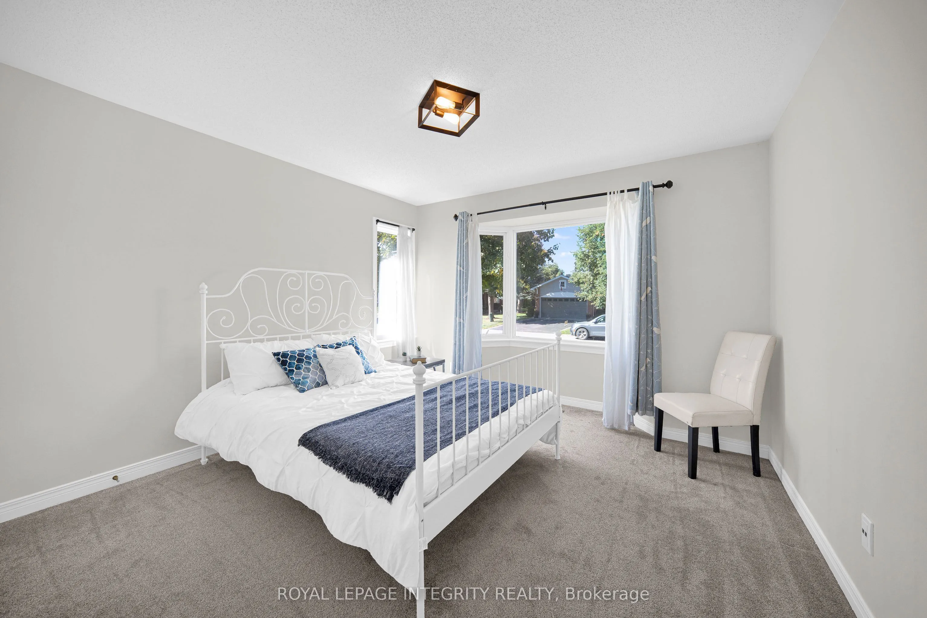 804 Hot Springs Way