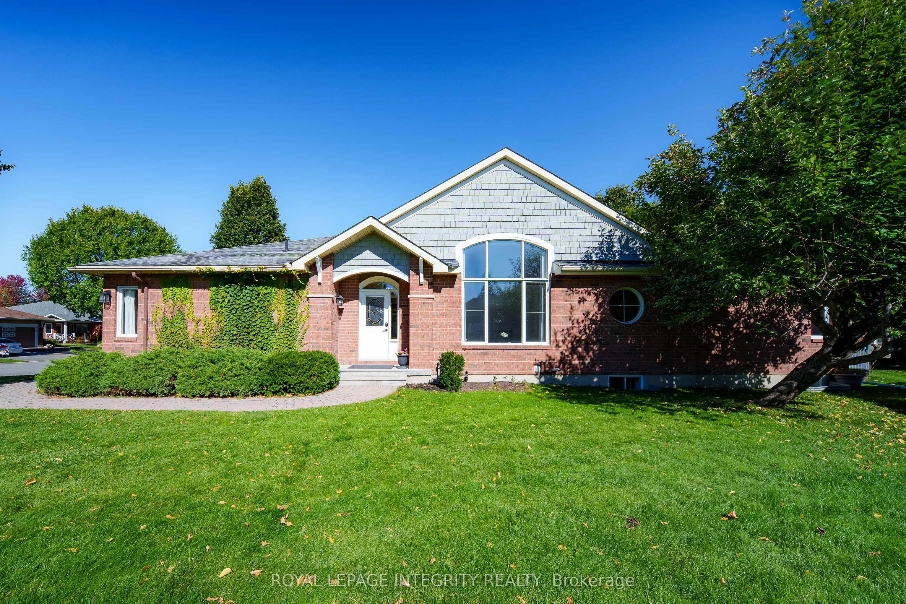 804 Hot Springs Way