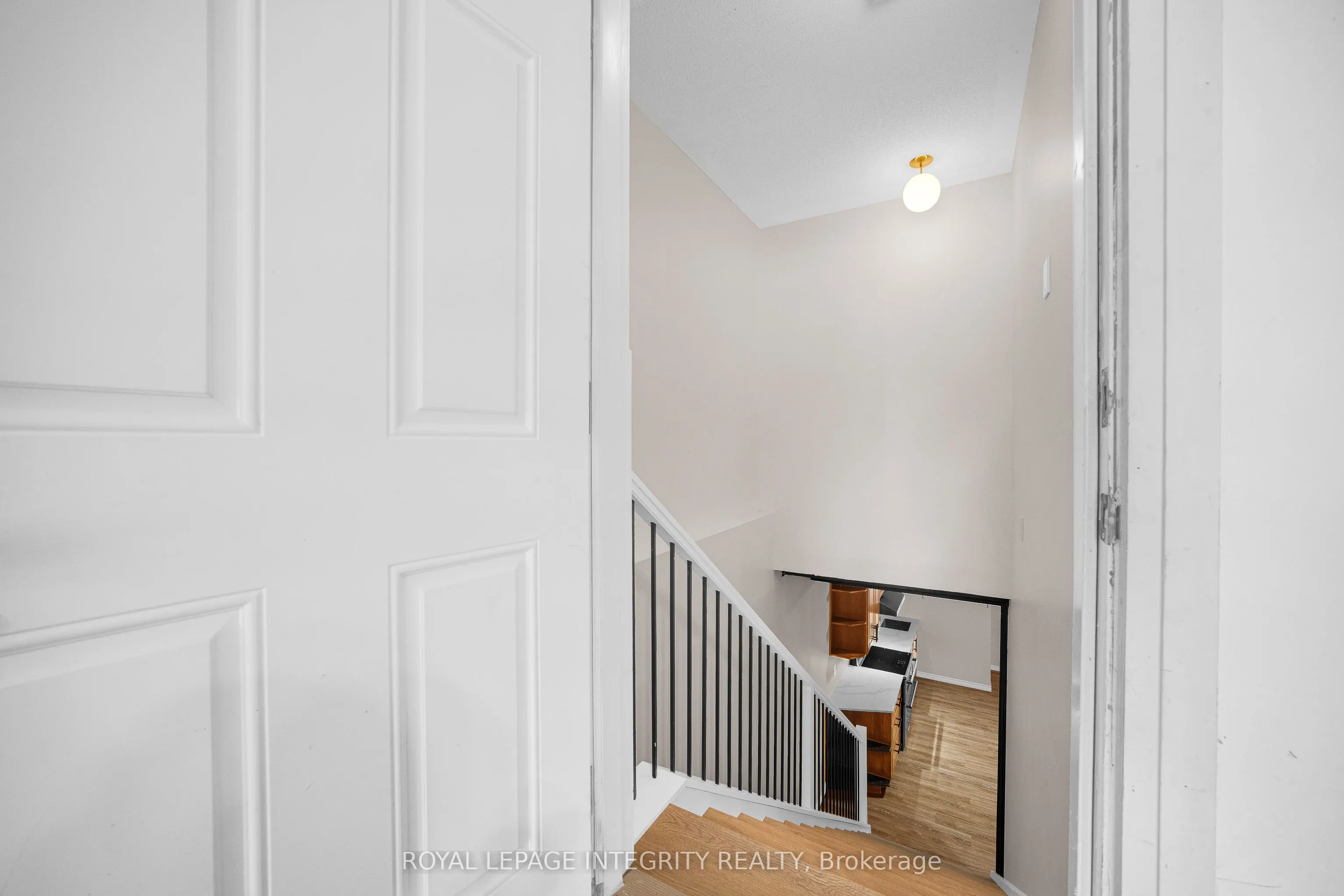 804 Hot Springs Way
