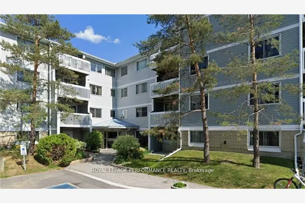 218 VIEWMOUNT Drive #416