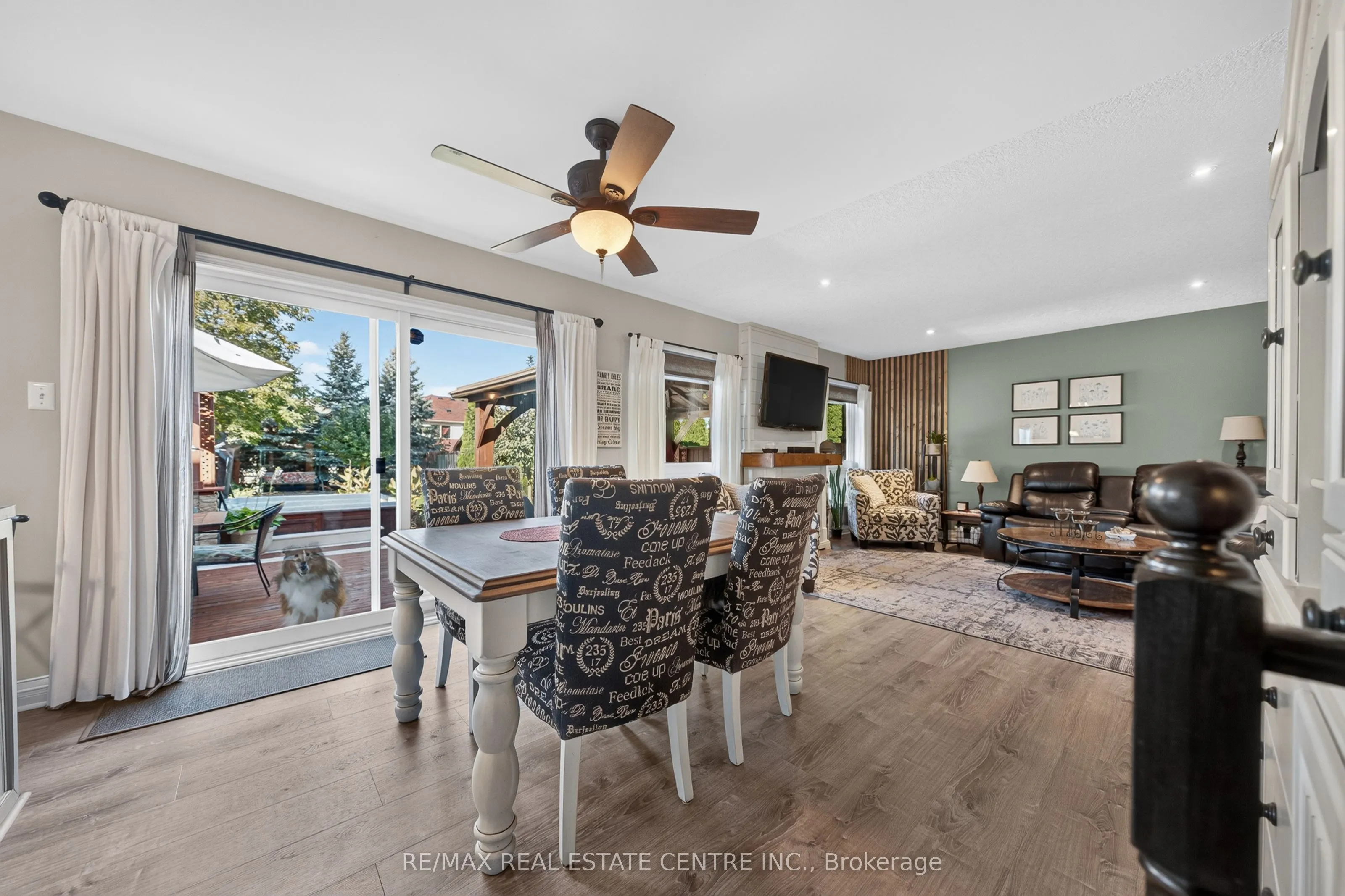 6 MATHEWS Court