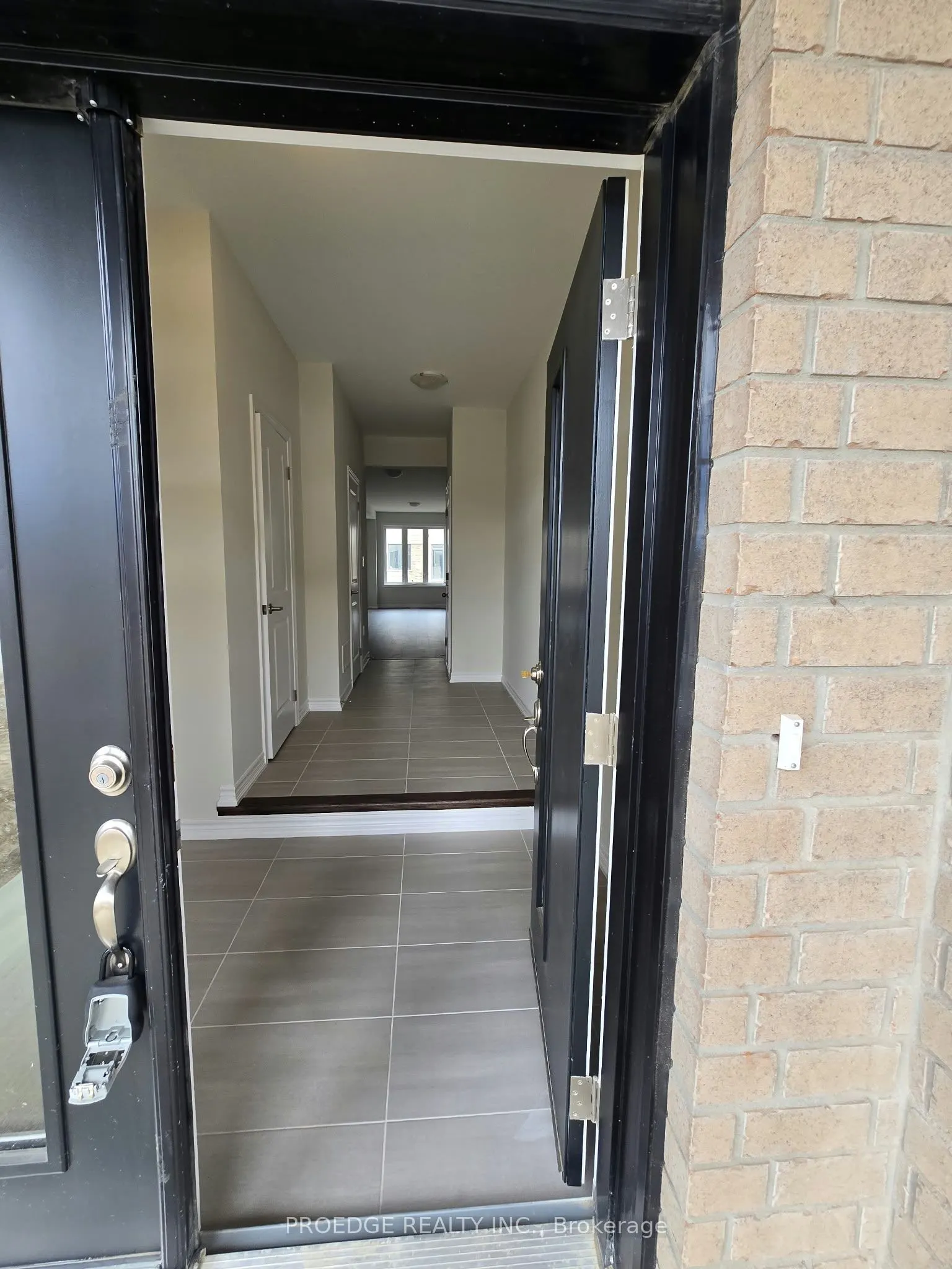 138 Periwinkle Crescent