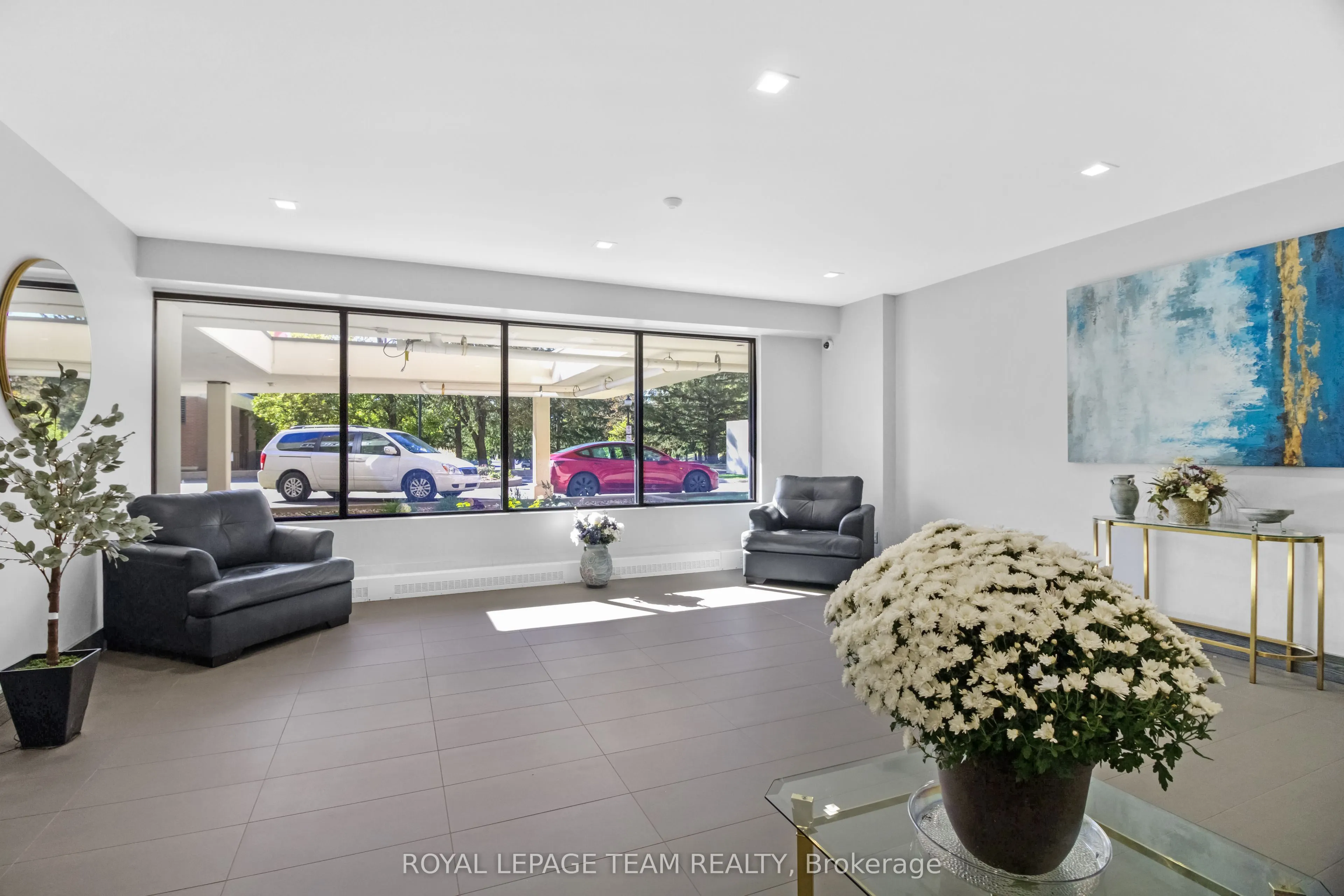 665 Bathgate Drive #1804