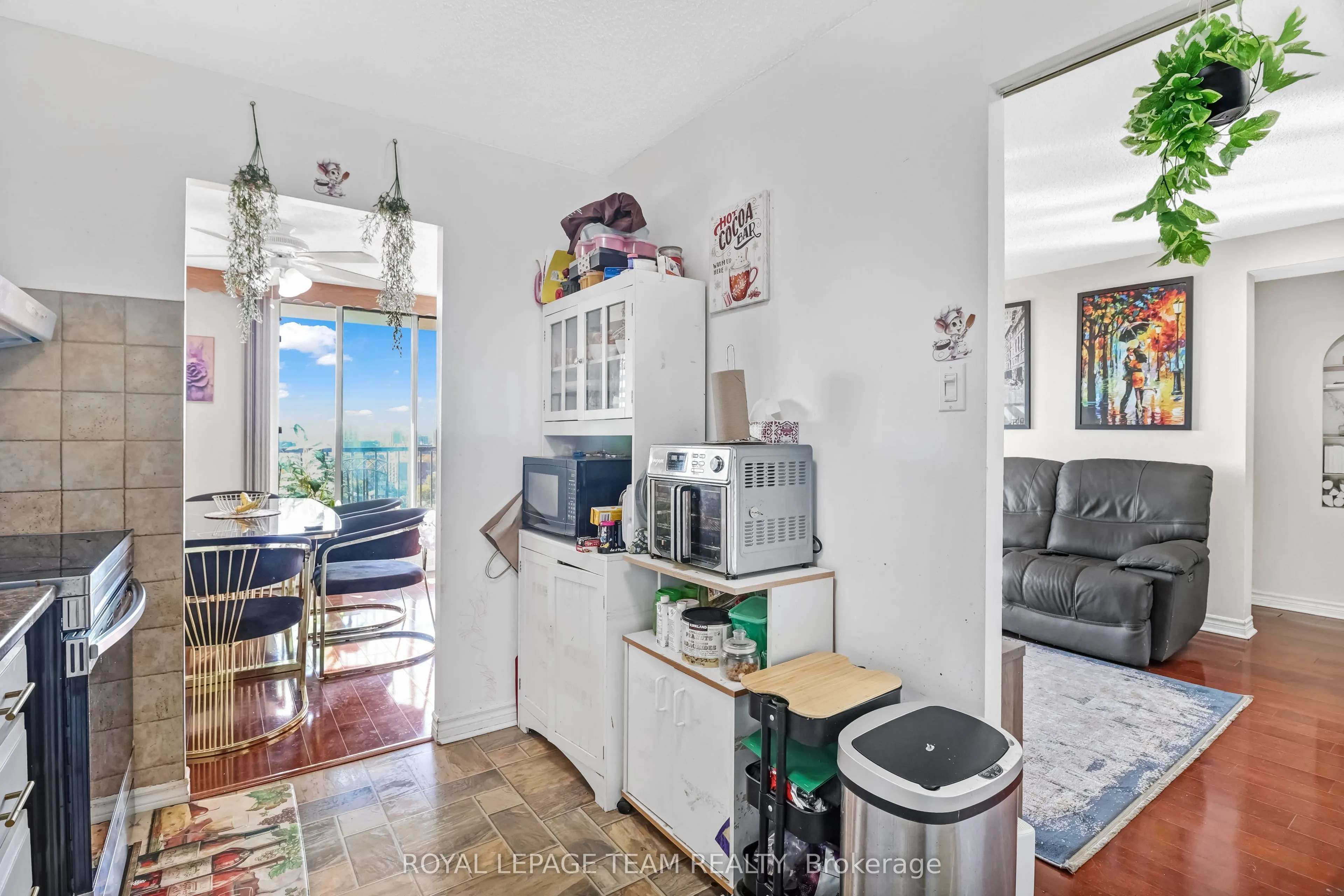 665 Bathgate Drive #1804
