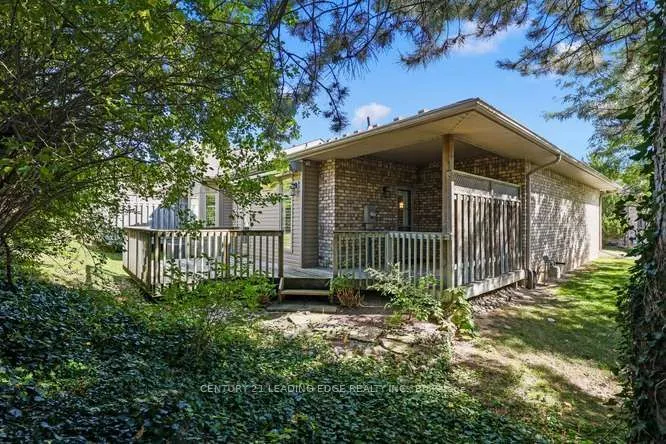 1574 Richmond Street #28