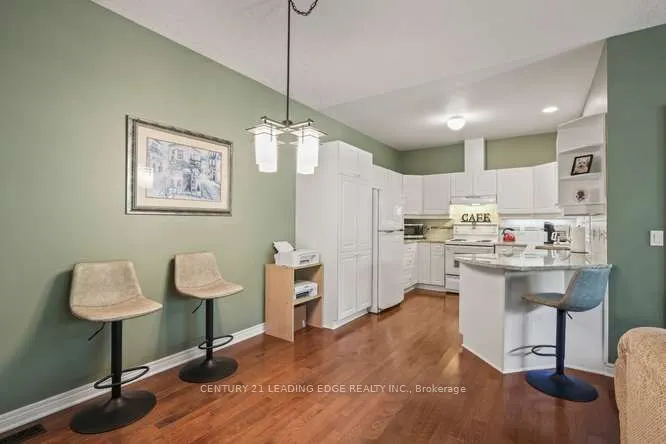 1574 Richmond Street #28