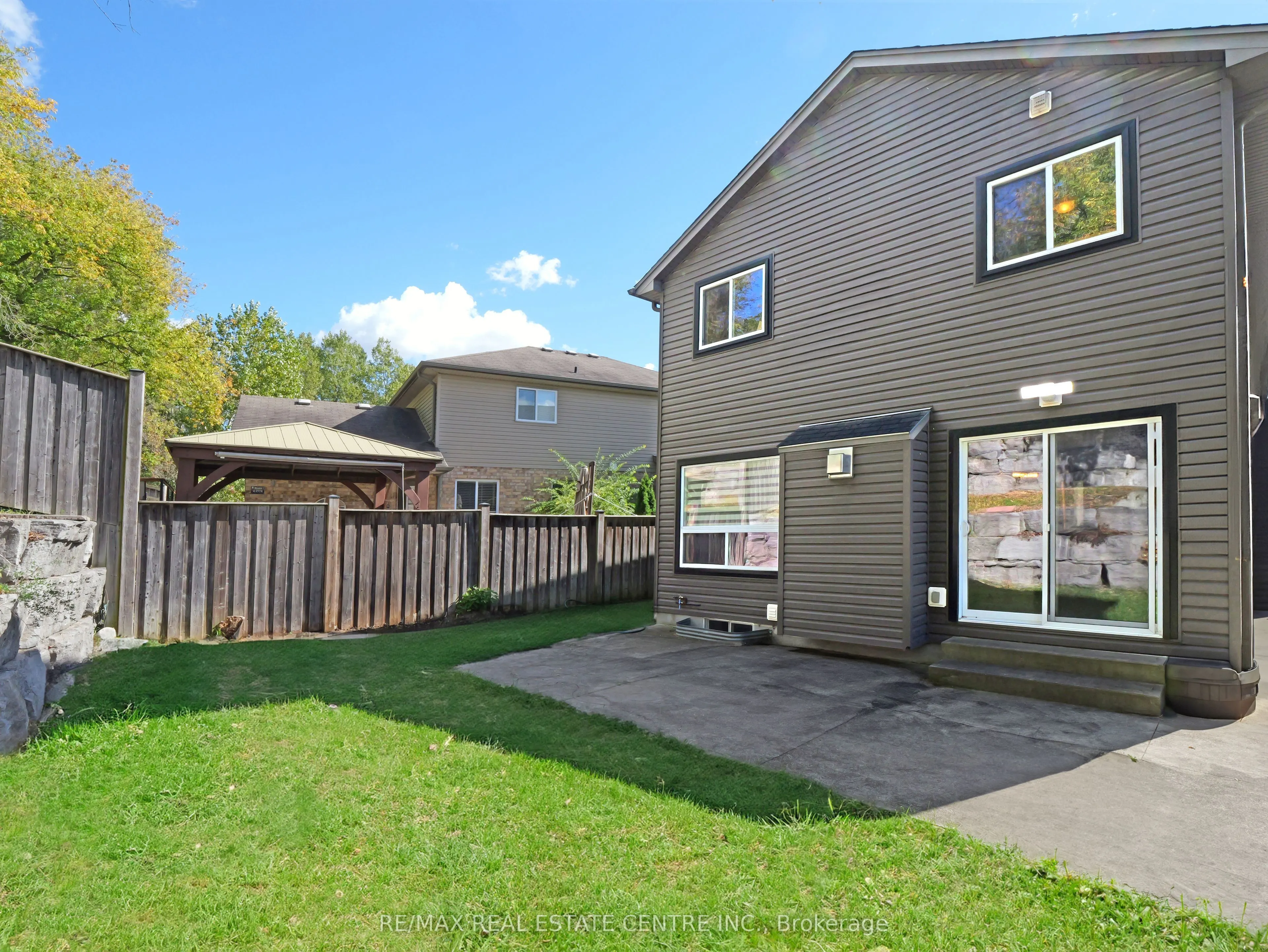 1984 Frederick Crescent
