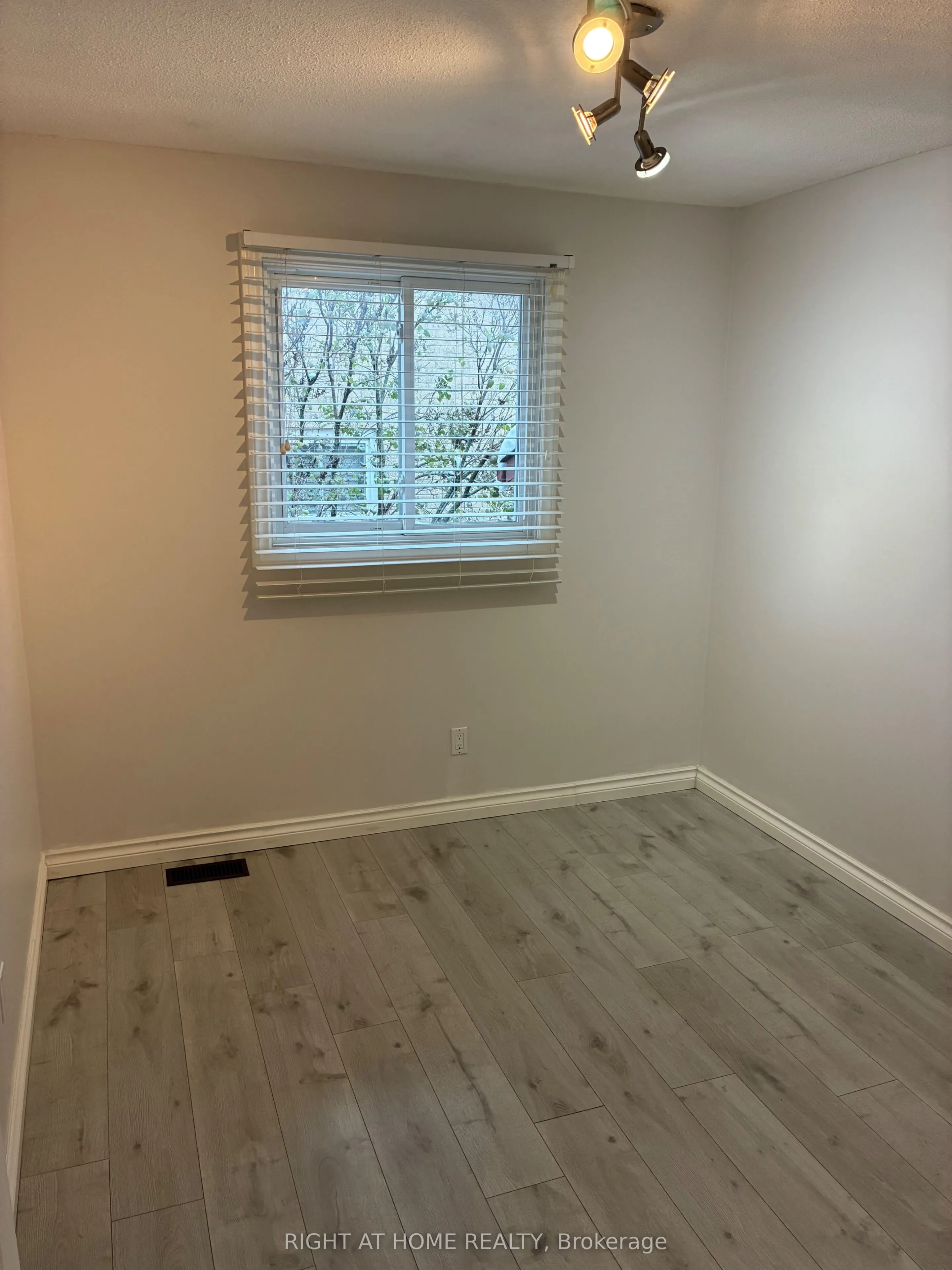 333 Rexford Drive