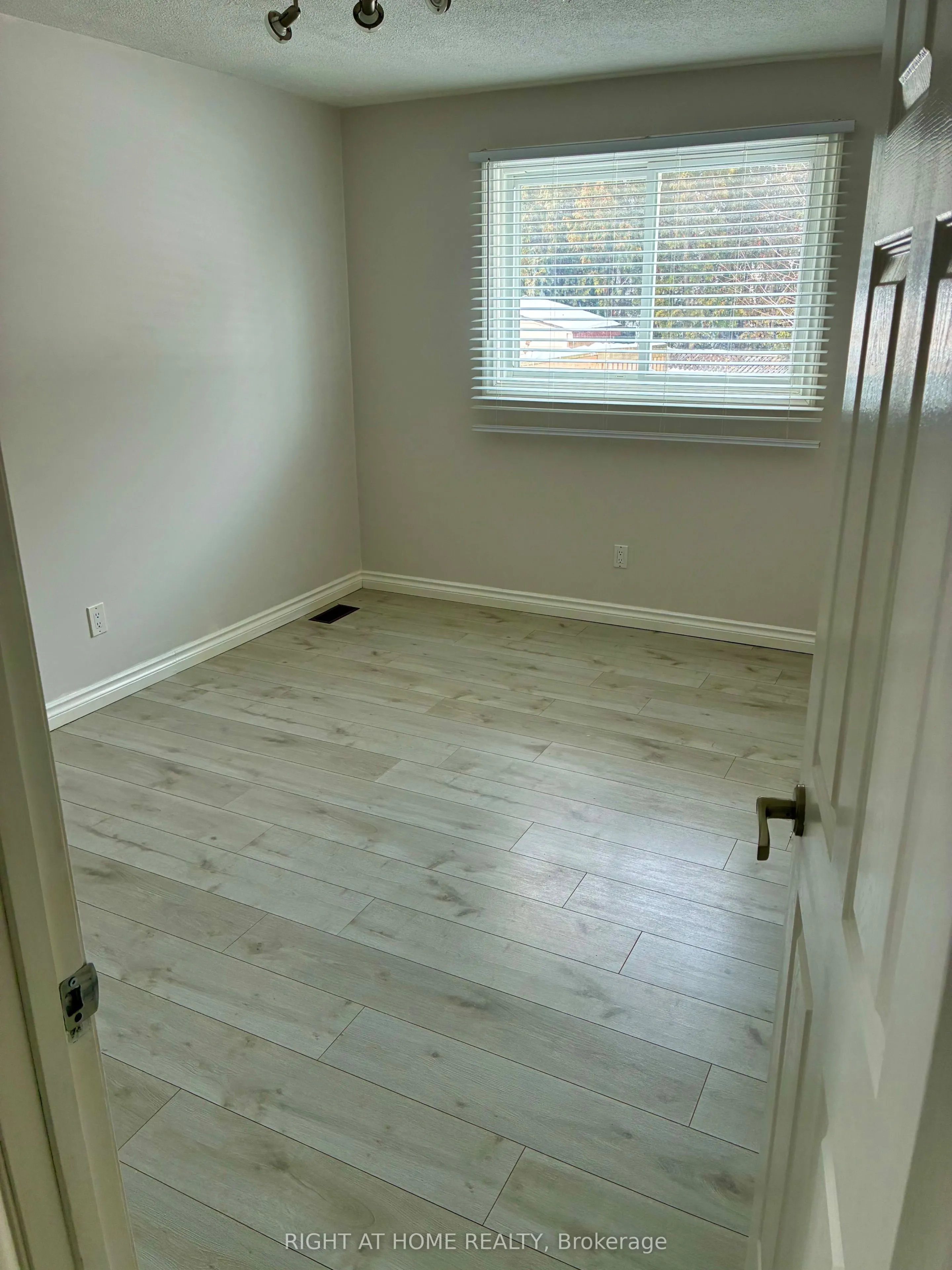 333 Rexford Drive