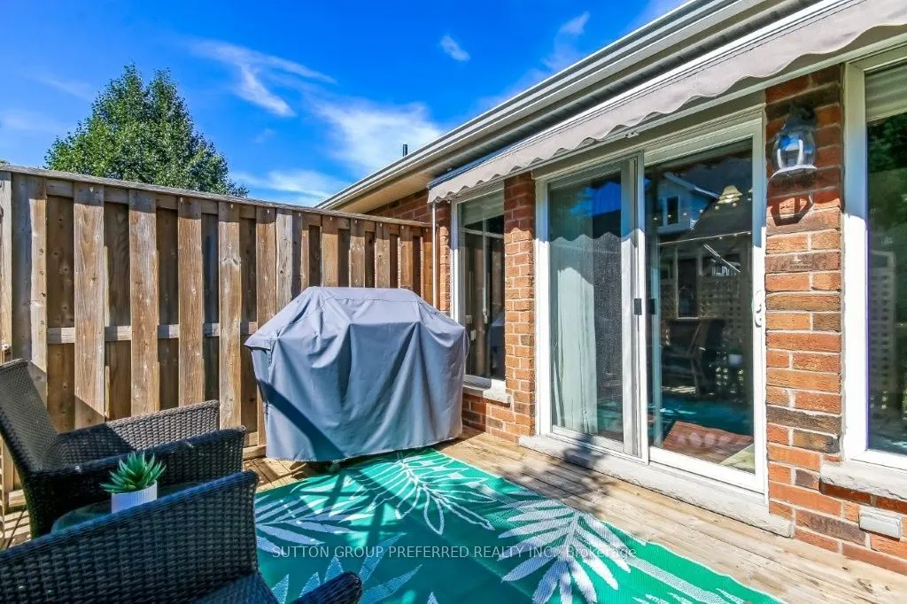 464 Commissioners Road W #3