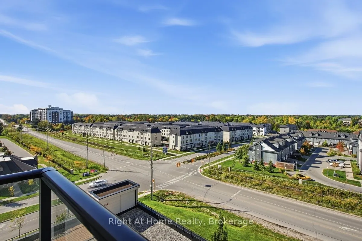 260 Villagewalk Boulevard #612