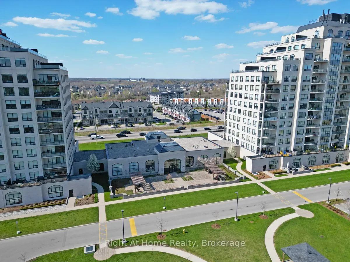 260 Villagewalk Boulevard #612