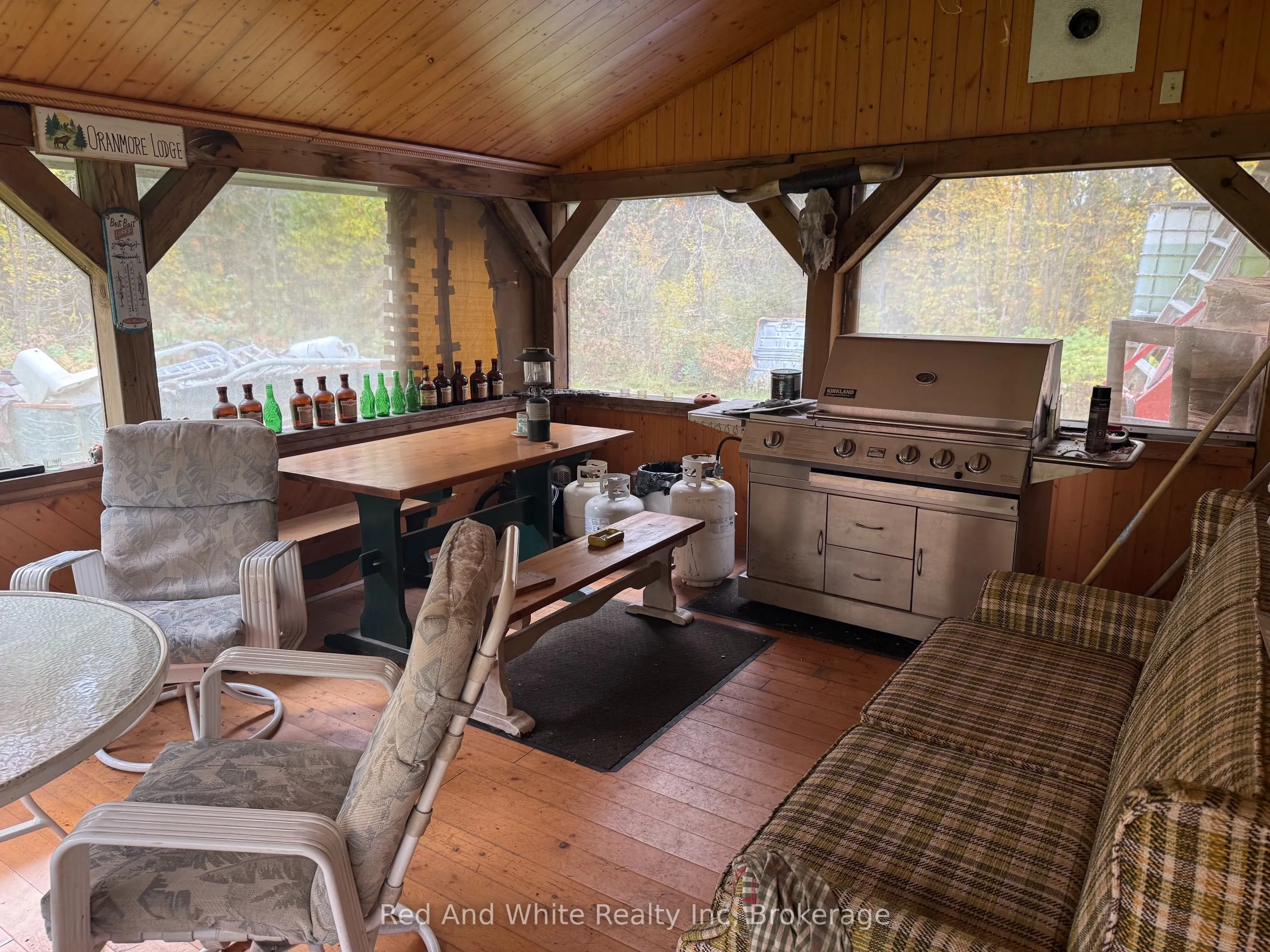 1665 Nelson Lake Road