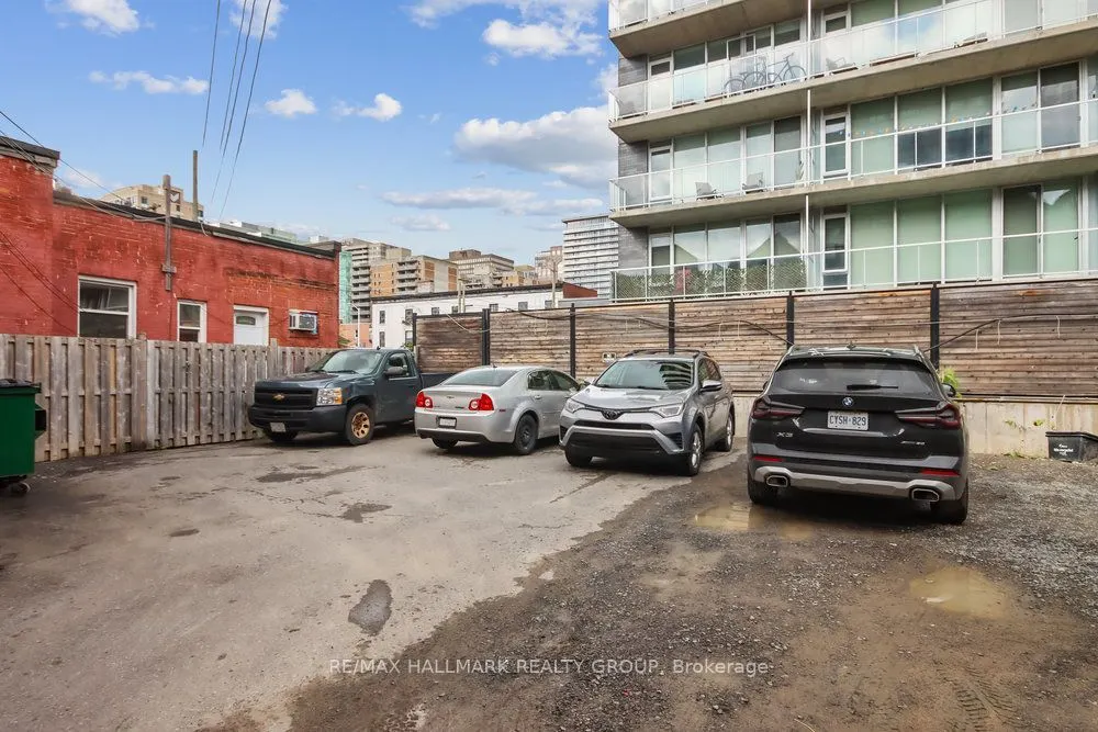 381 Cooper Street