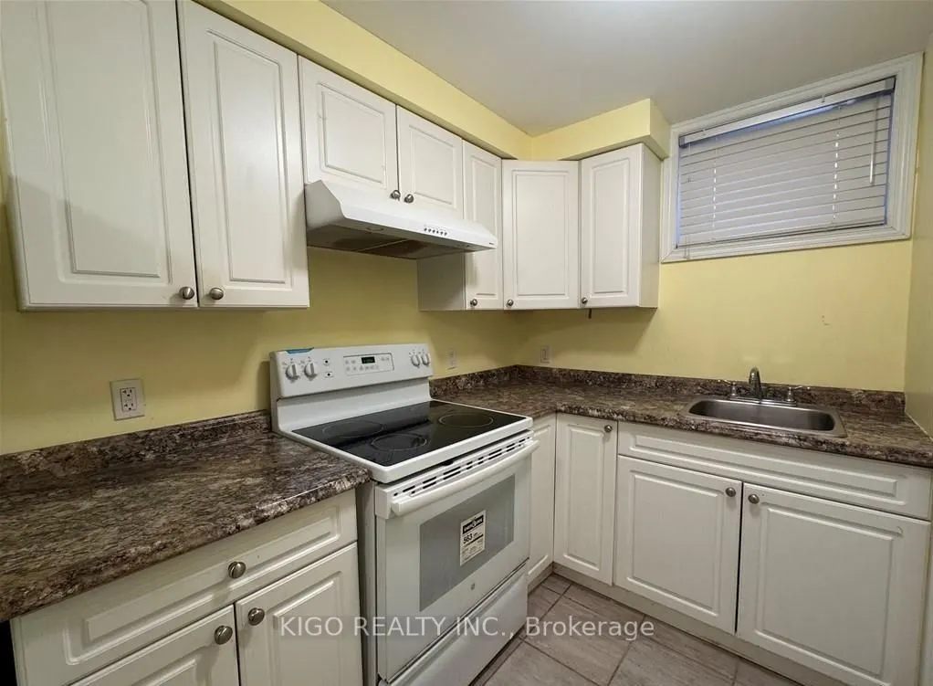 40 Lena Crescent #Basement