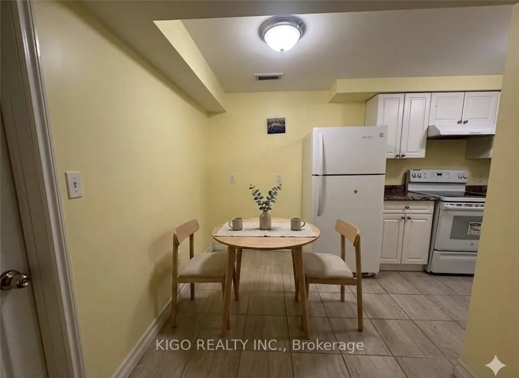 40 Lena Crescent #Basement