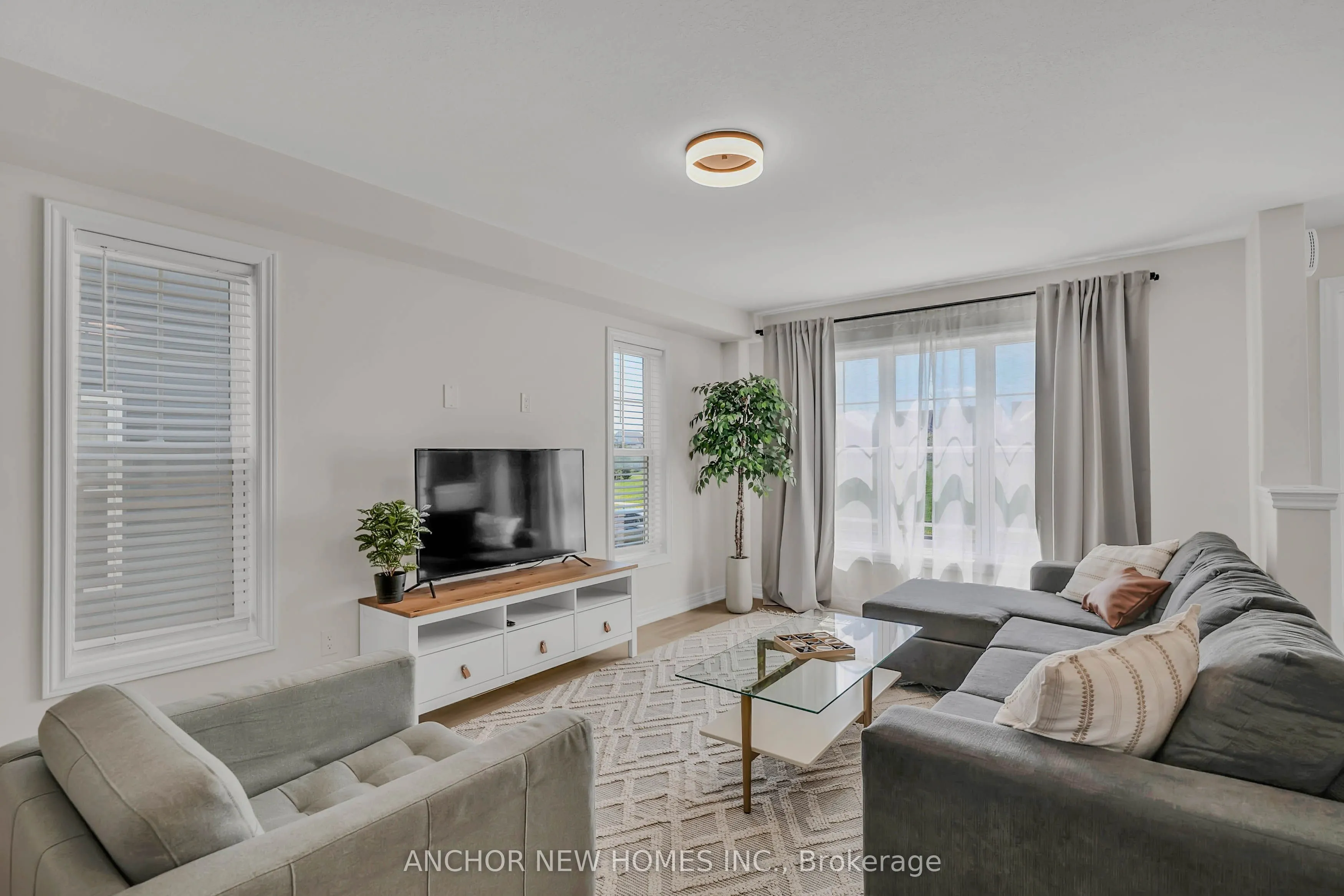 883 Broadway Boulevard